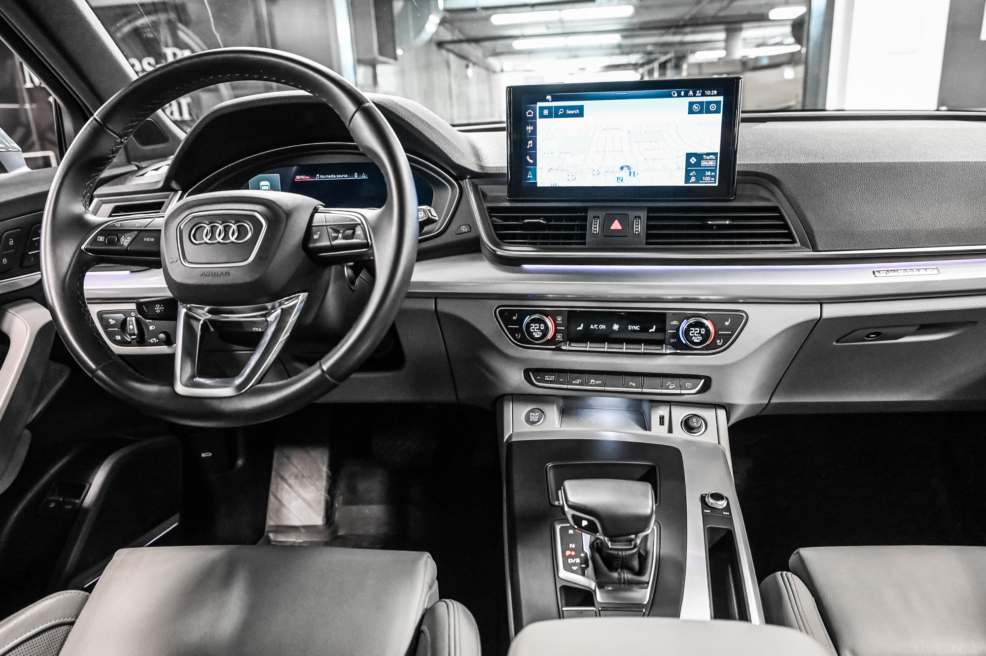 Audi Q5  2021 à Dollard-des-Ormeaux, Québec