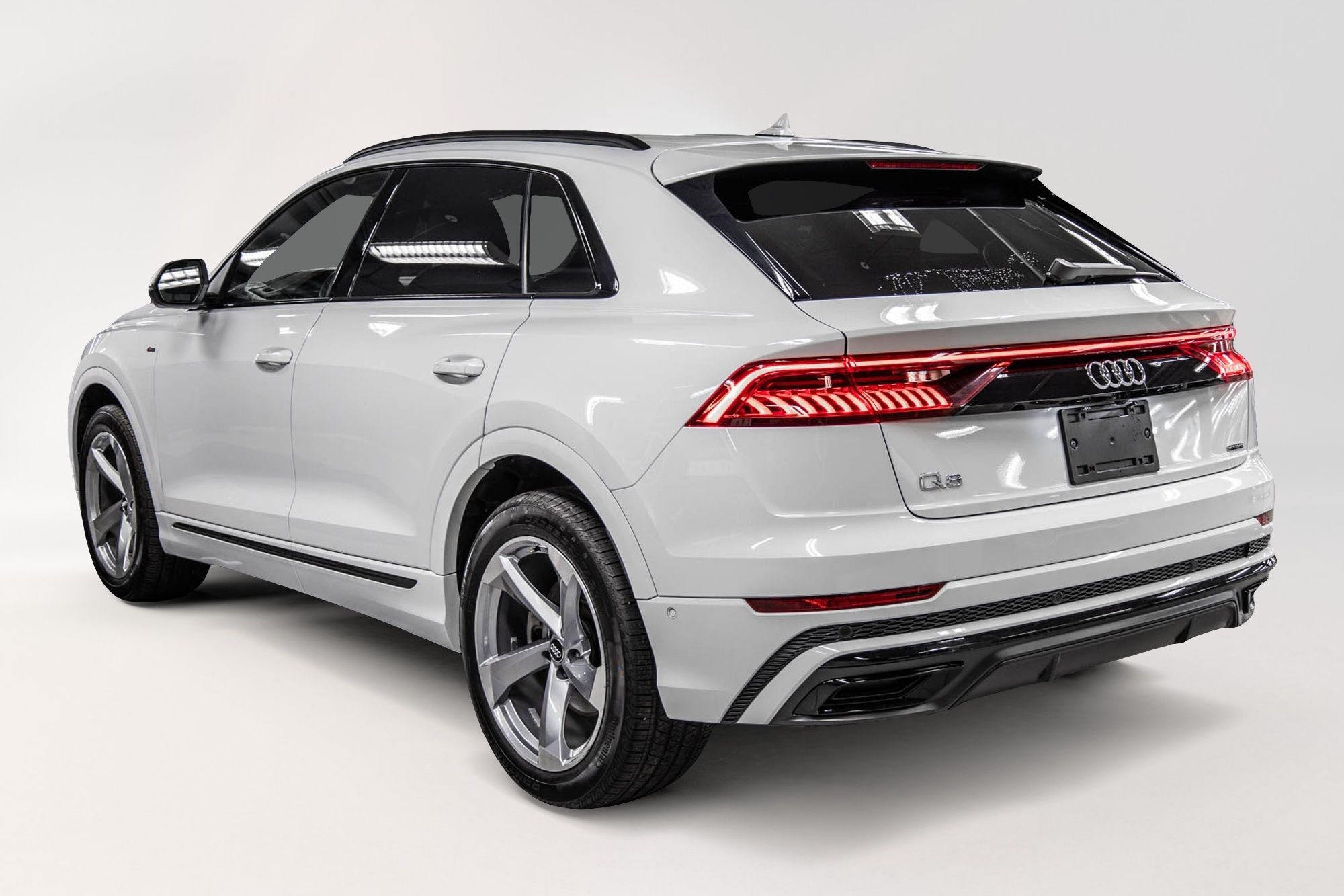 Audi Q8  2019 à Dollard-des-Ormeaux, Québec
