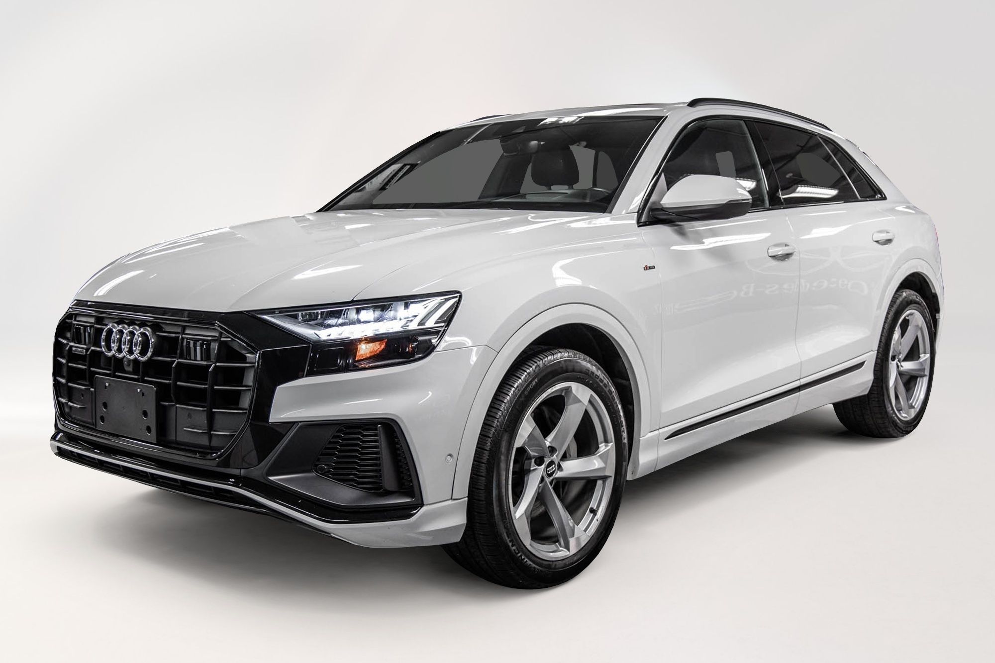 Audi Q8  2019 à Dollard-des-Ormeaux, Québec