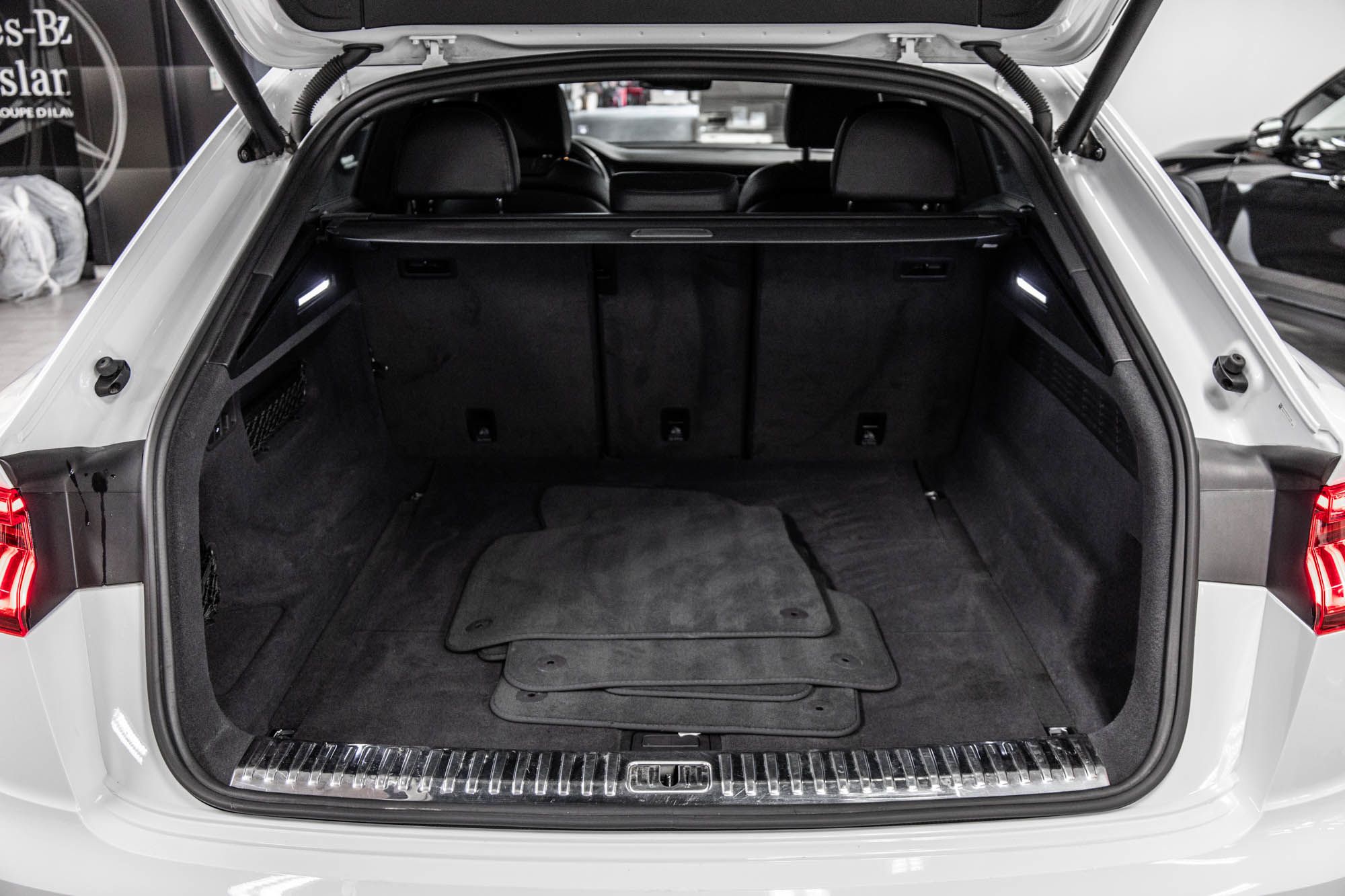 Audi Q8  2019 à Dollard-des-Ormeaux, Québec