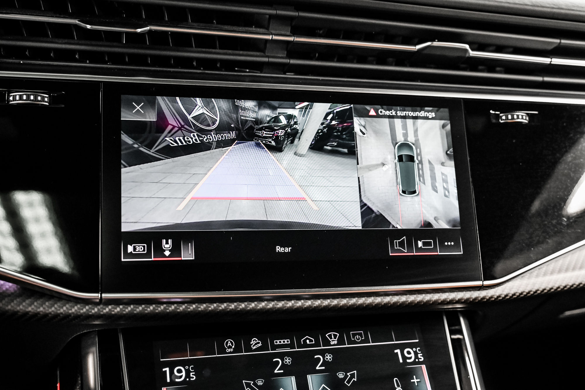 2022 Audi RS Q8 in Dollard-des-Ormeaux, Quebec
