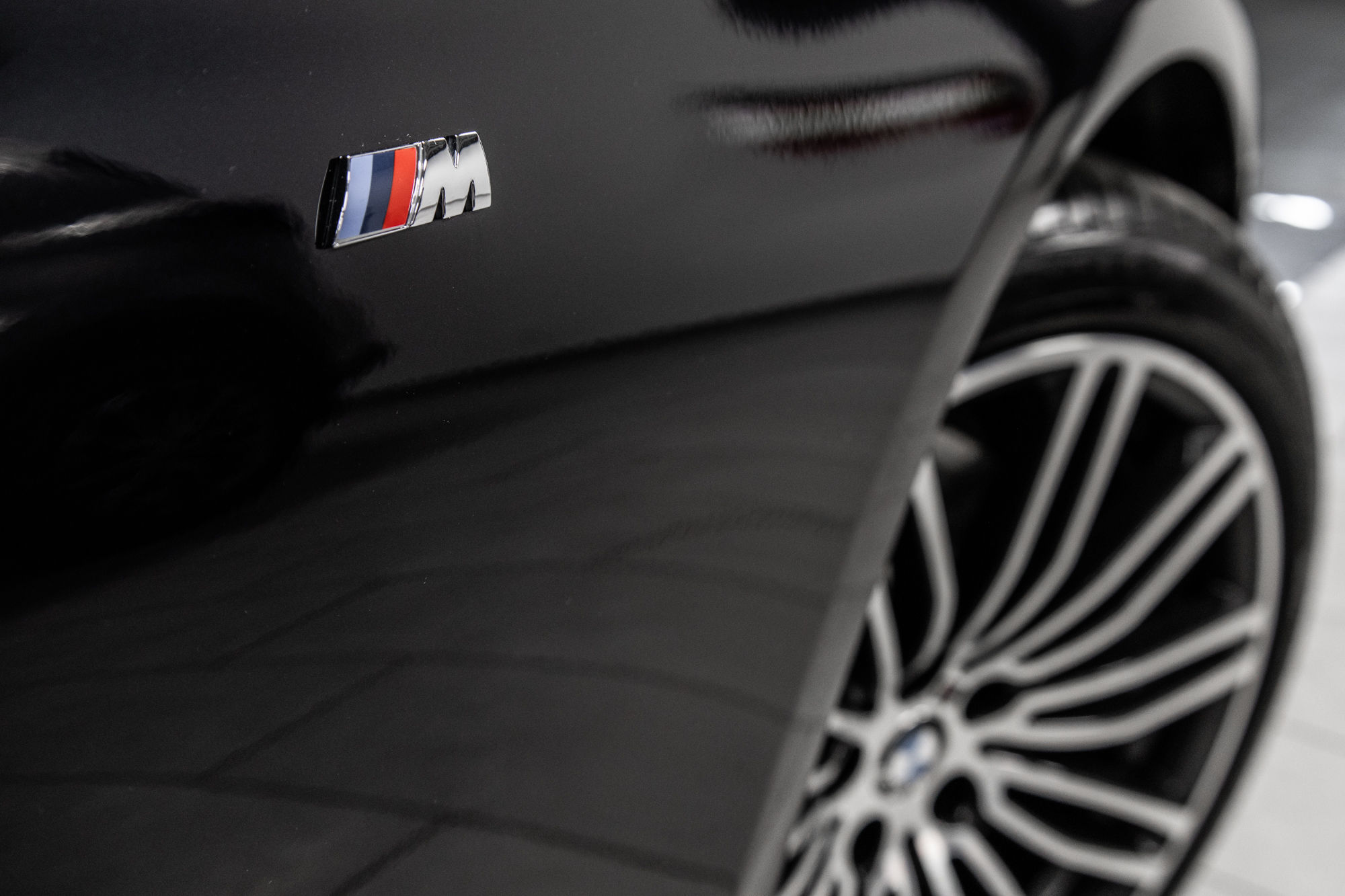 2019 BMW 540i in Dollard-des-Ormeaux, Quebec