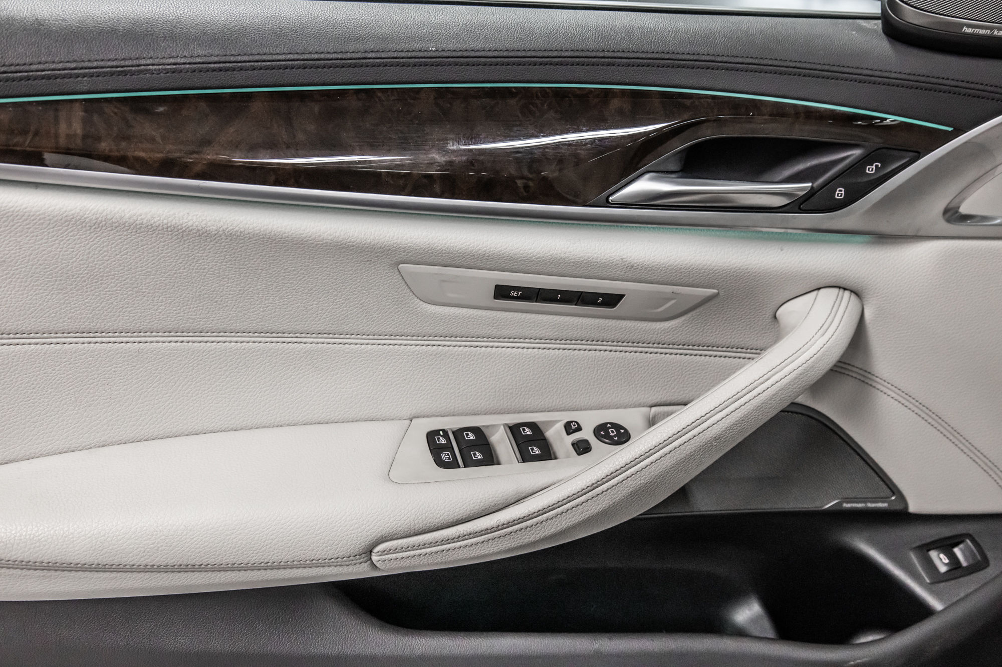 2019 BMW 540i in Dollard-des-Ormeaux, Quebec