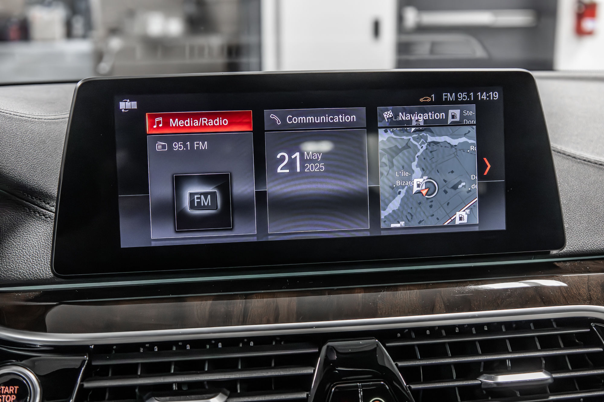 2019 BMW 540i in Dollard-des-Ormeaux, Quebec