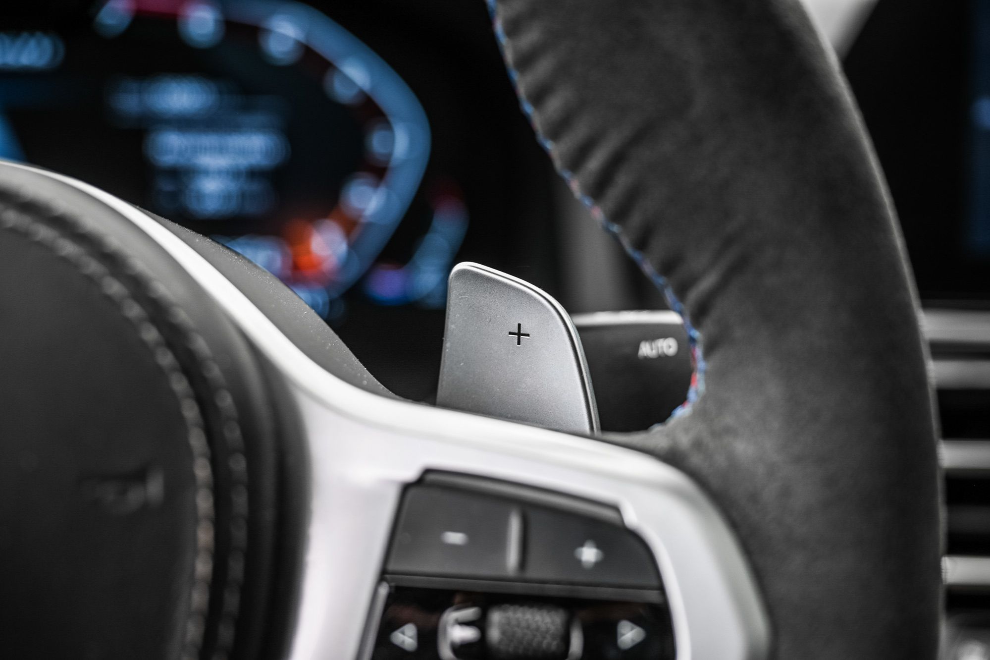 BMW M850i  2021