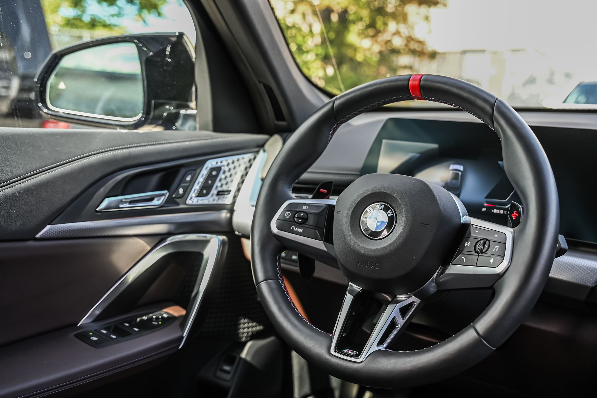 BMW X1  2025