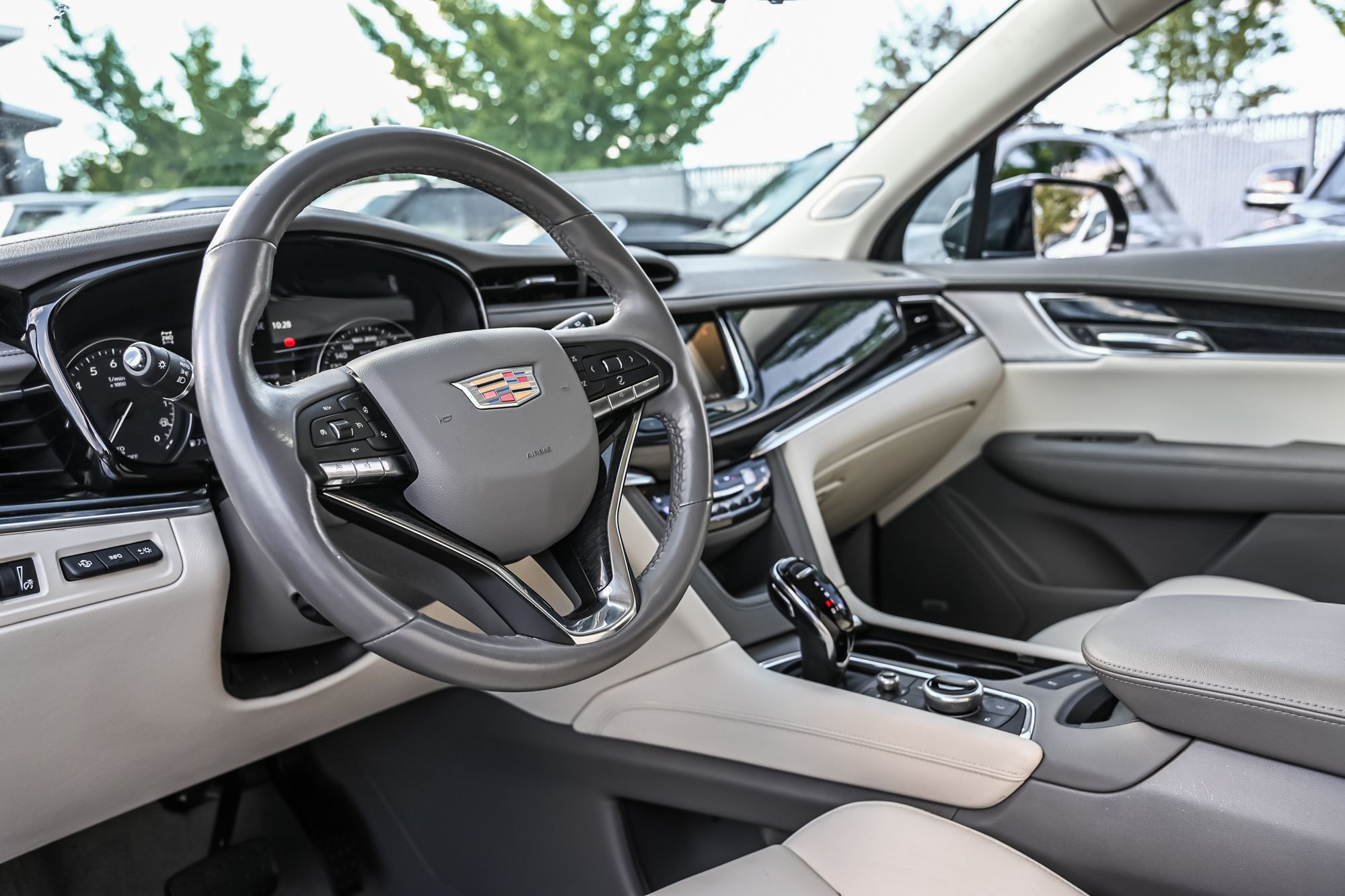Cadillac XT6  2024