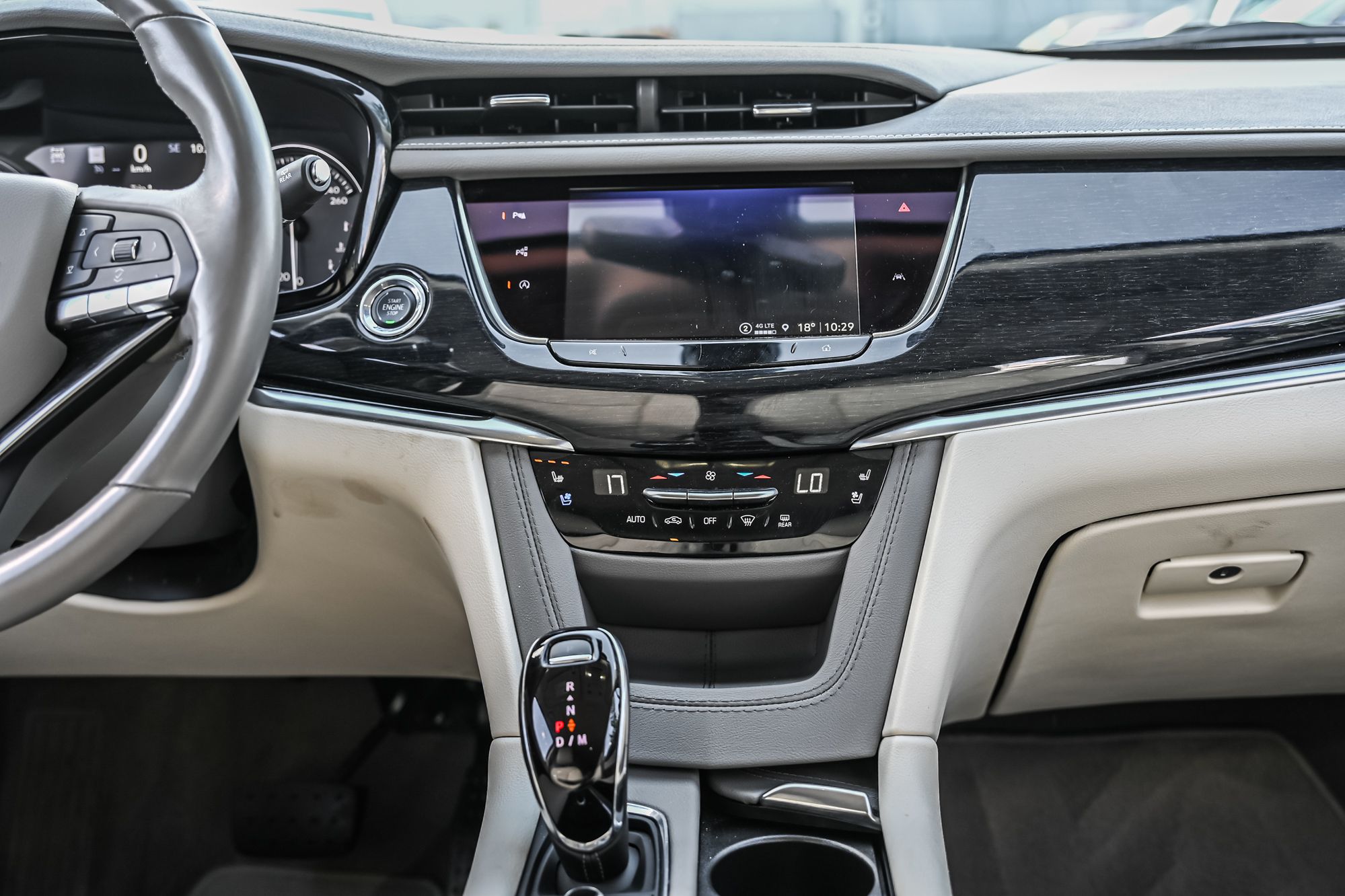 Cadillac XT6  2024