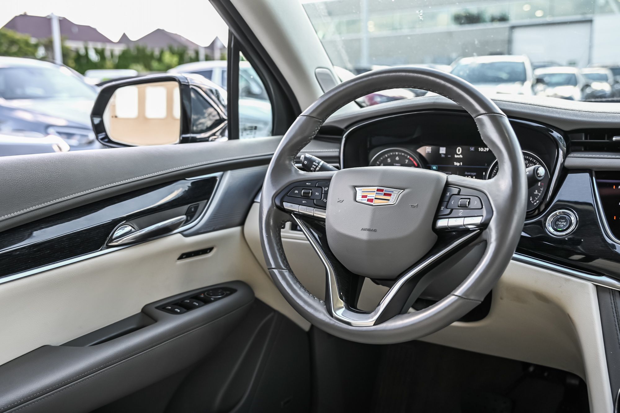 Cadillac XT6  2024