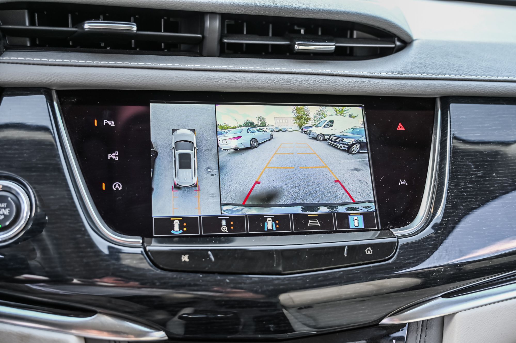 Cadillac XT6  2024