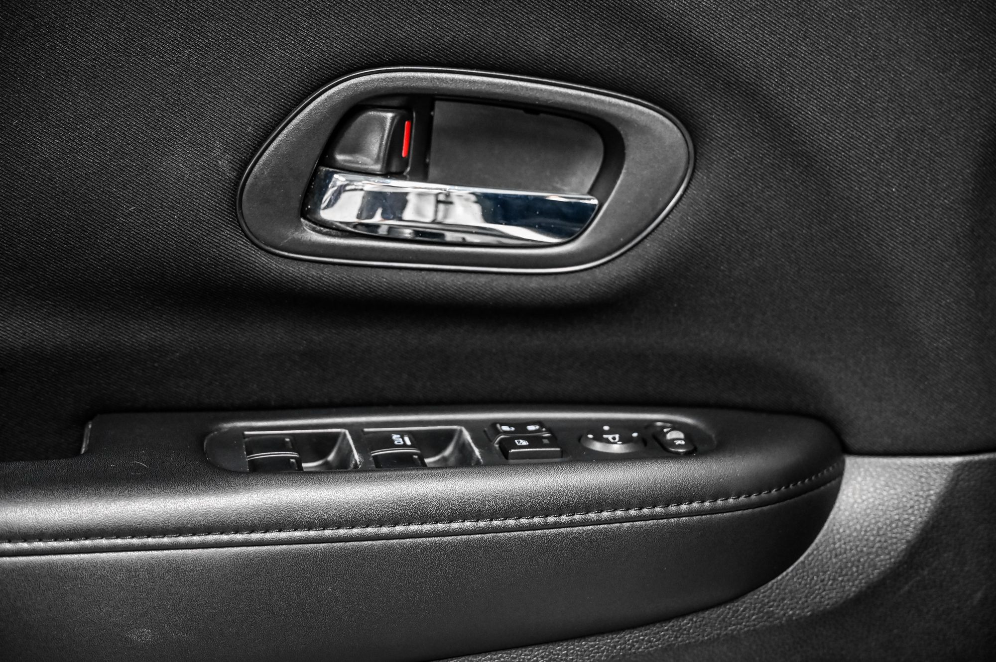 2016 Honda HR-V in Dollard-des-Ormeaux, Quebec