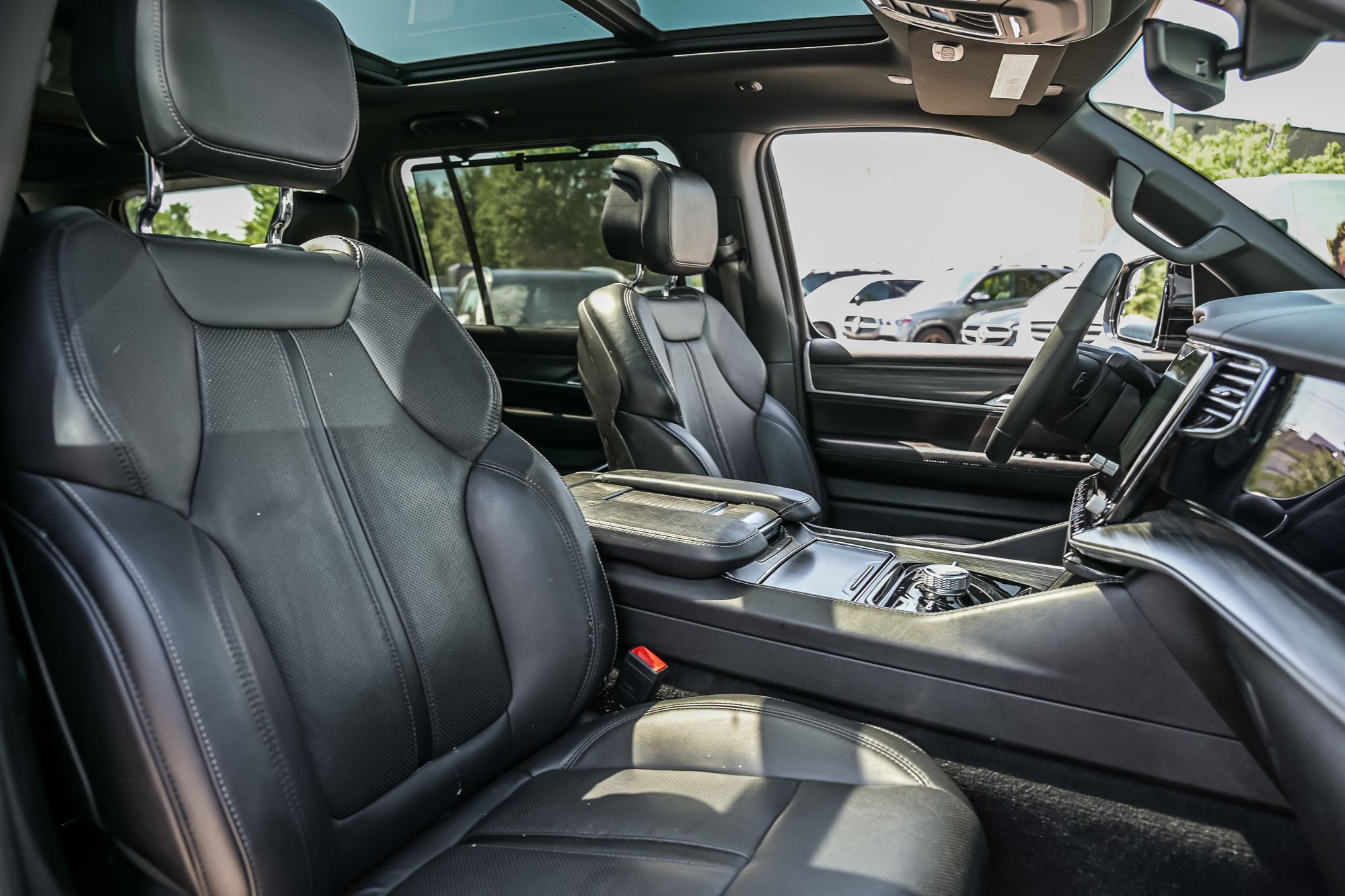 Jeep Wagoneer  2023