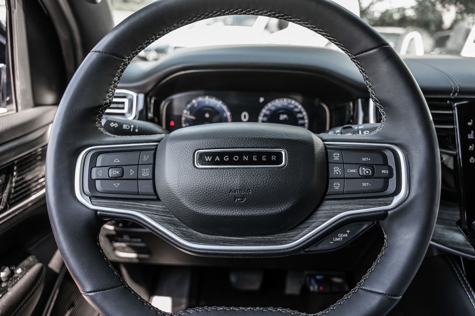 Jeep Wagoneer  2023