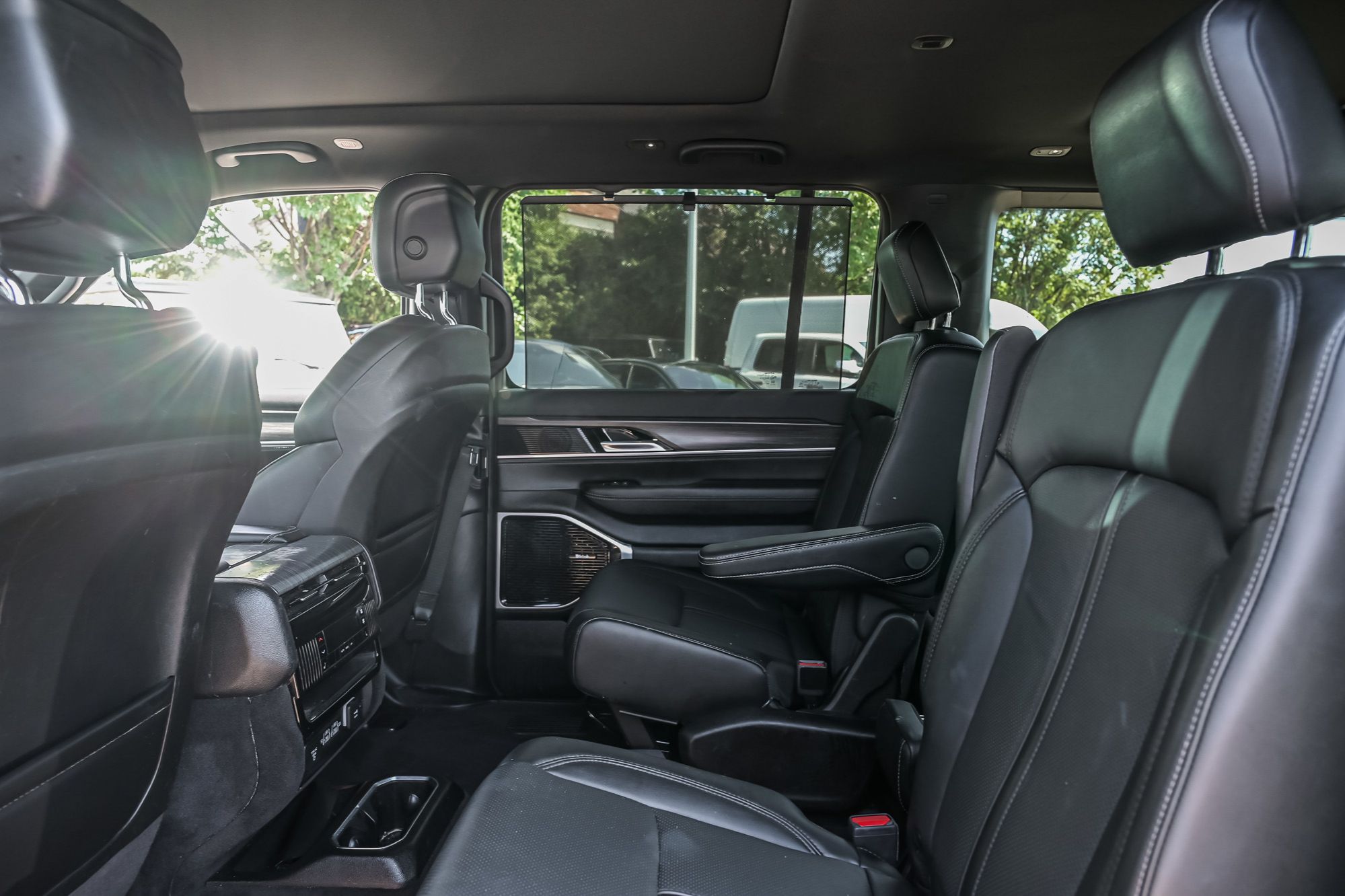 Jeep Wagoneer  2023