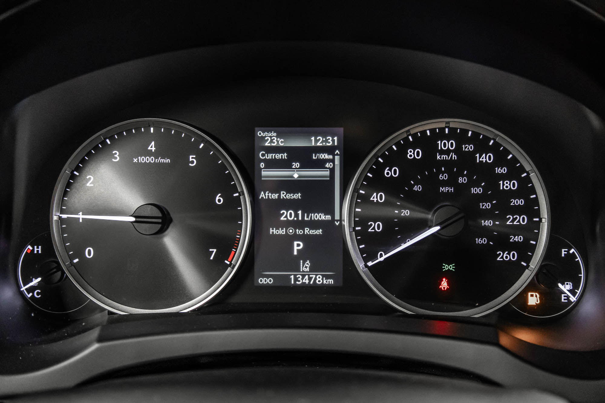 2022 Lexus IS in Dollard-des-Ormeaux, Quebec