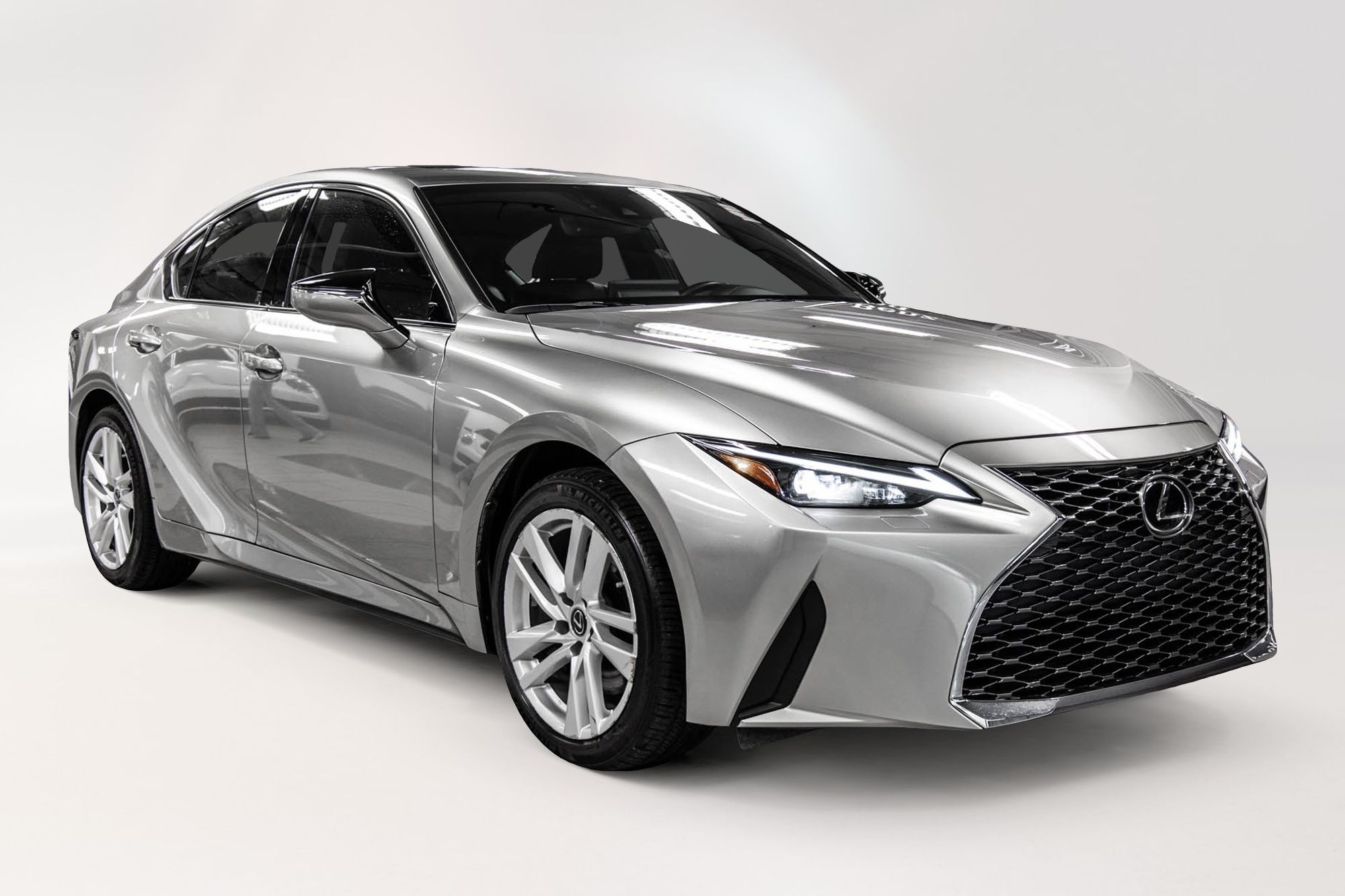 2022 Lexus IS in Dollard-des-Ormeaux, Quebec