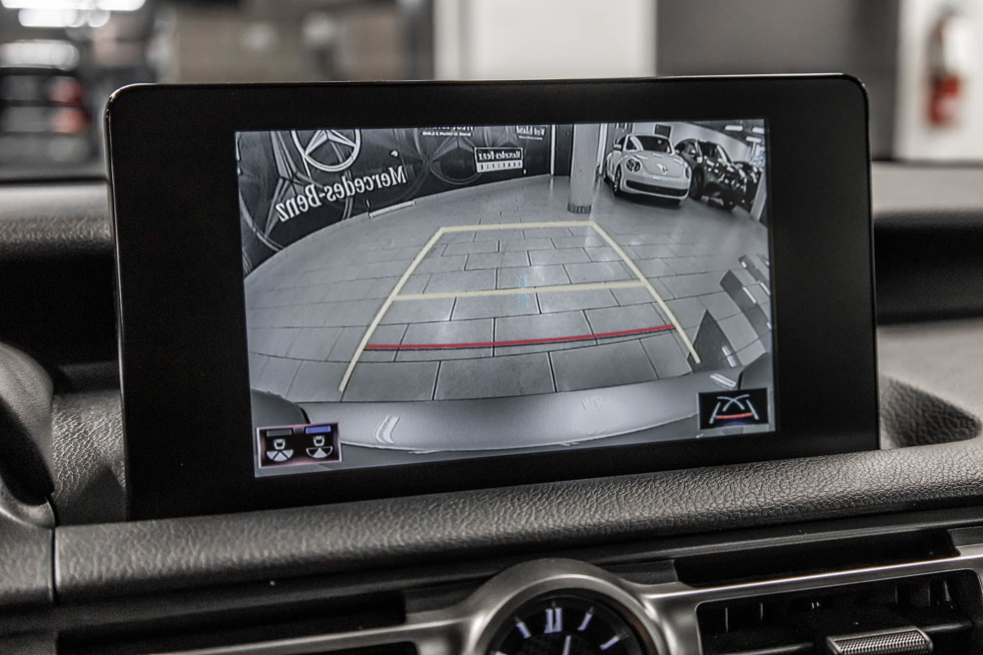 2022 Lexus IS in Dollard-des-Ormeaux, Quebec