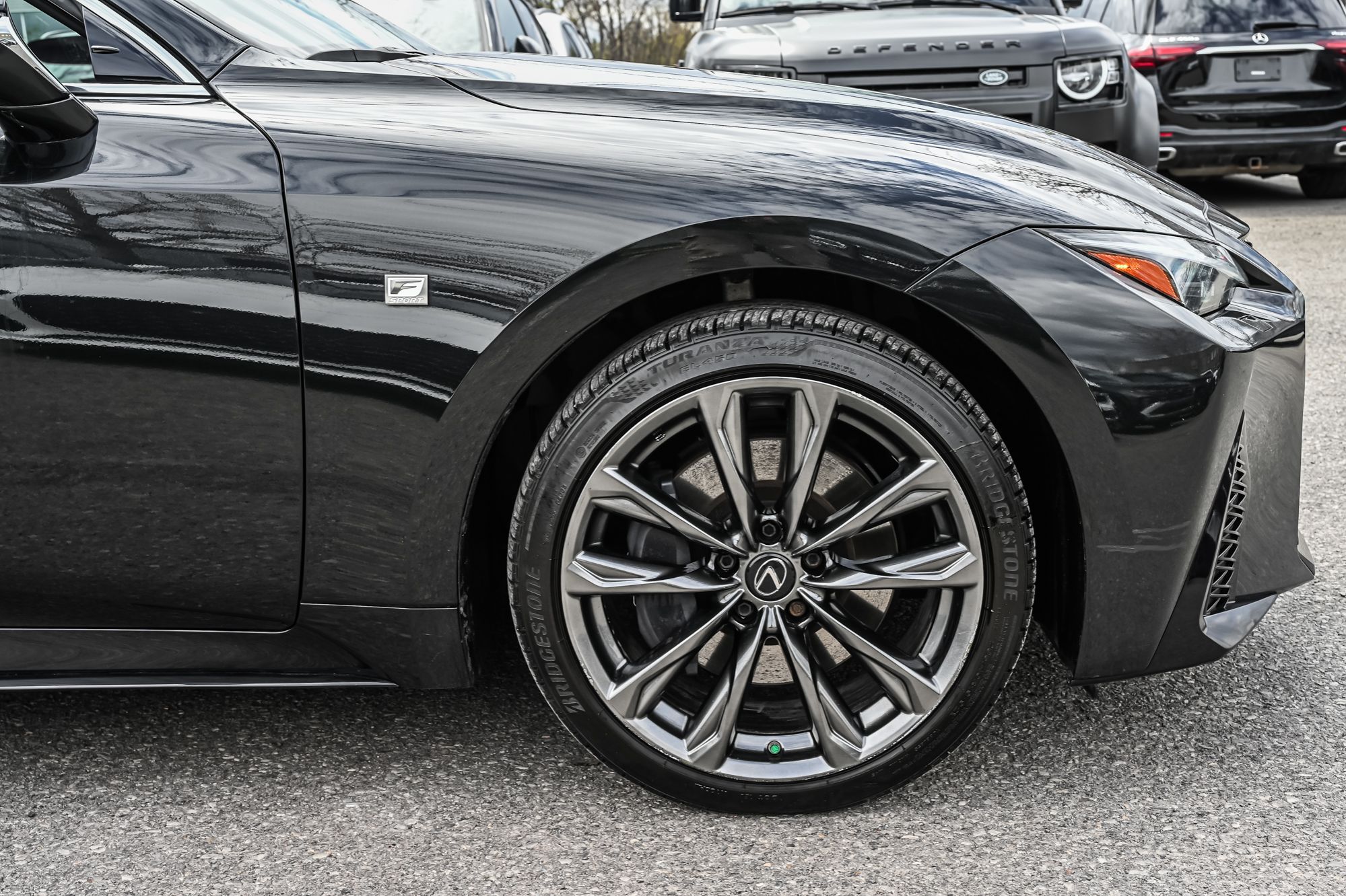 2022 Lexus IS in Dollard-des-Ormeaux, Quebec
