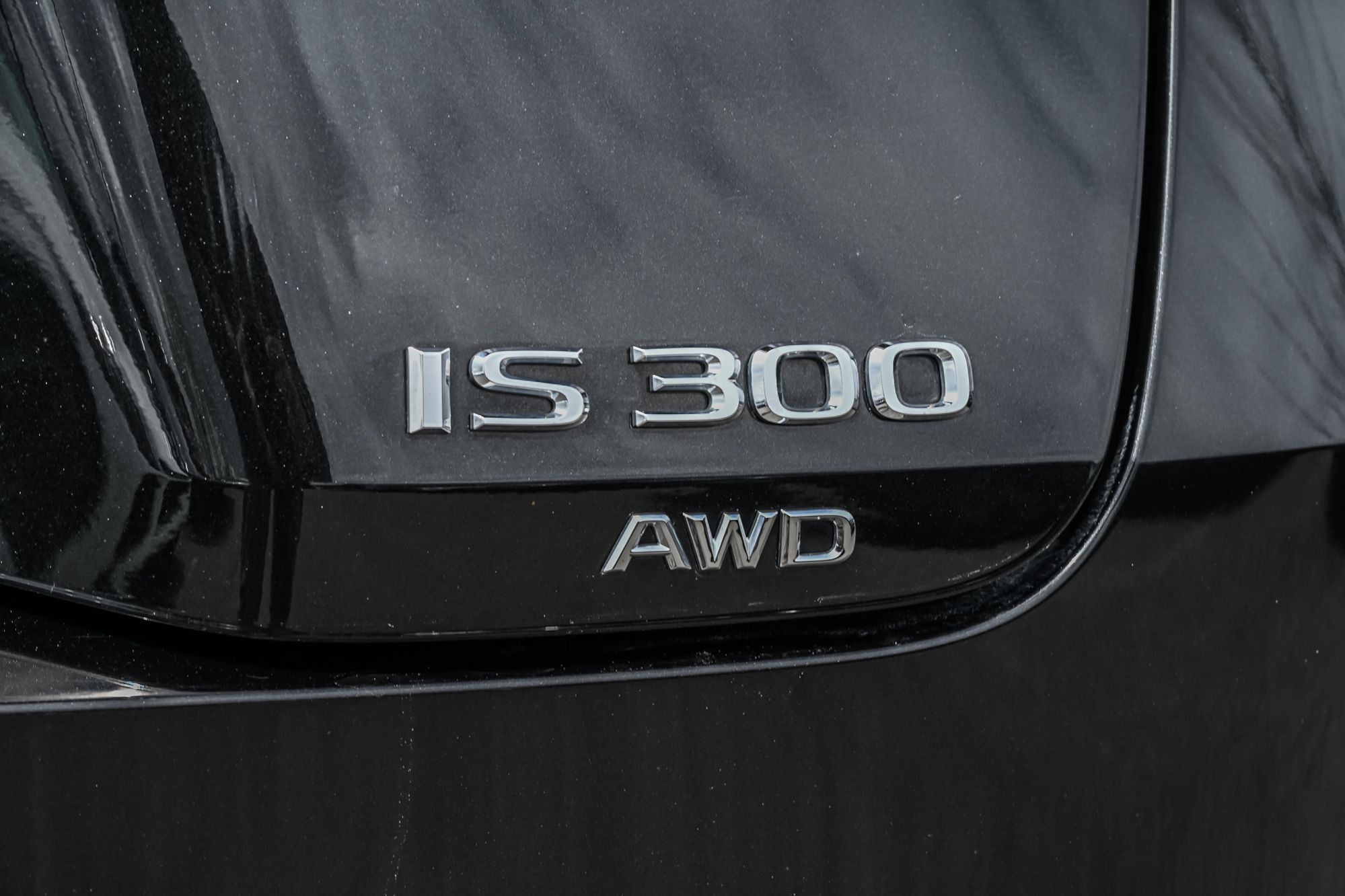 2022 Lexus IS in Dollard-des-Ormeaux, Quebec