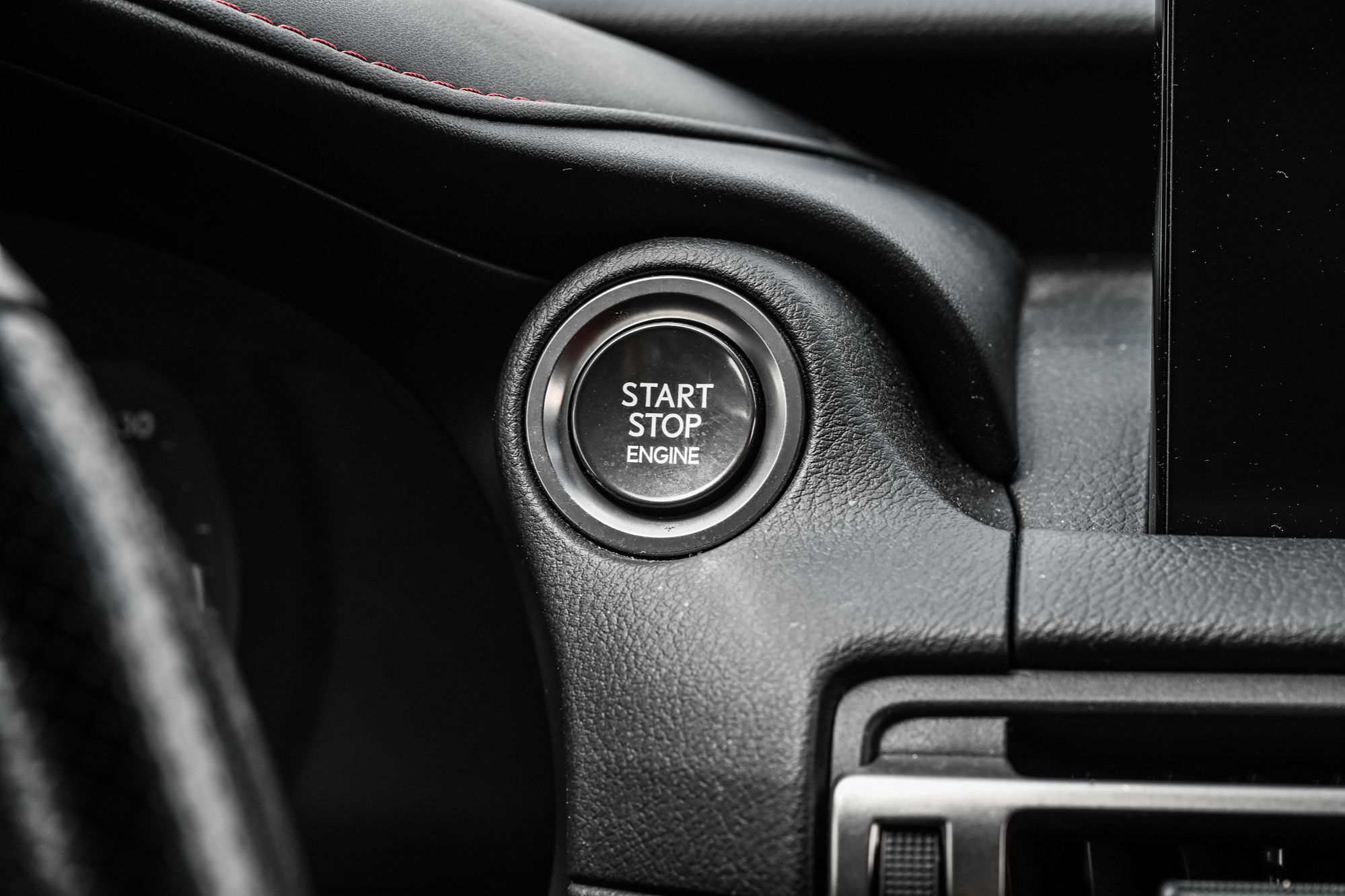 2022 Lexus IS in Dollard-des-Ormeaux, Quebec