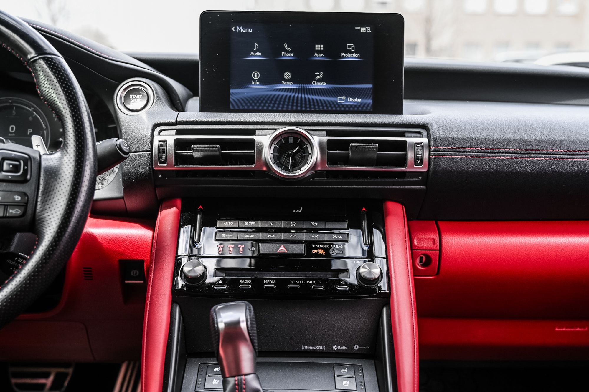 2022 Lexus IS in Dollard-des-Ormeaux, Quebec