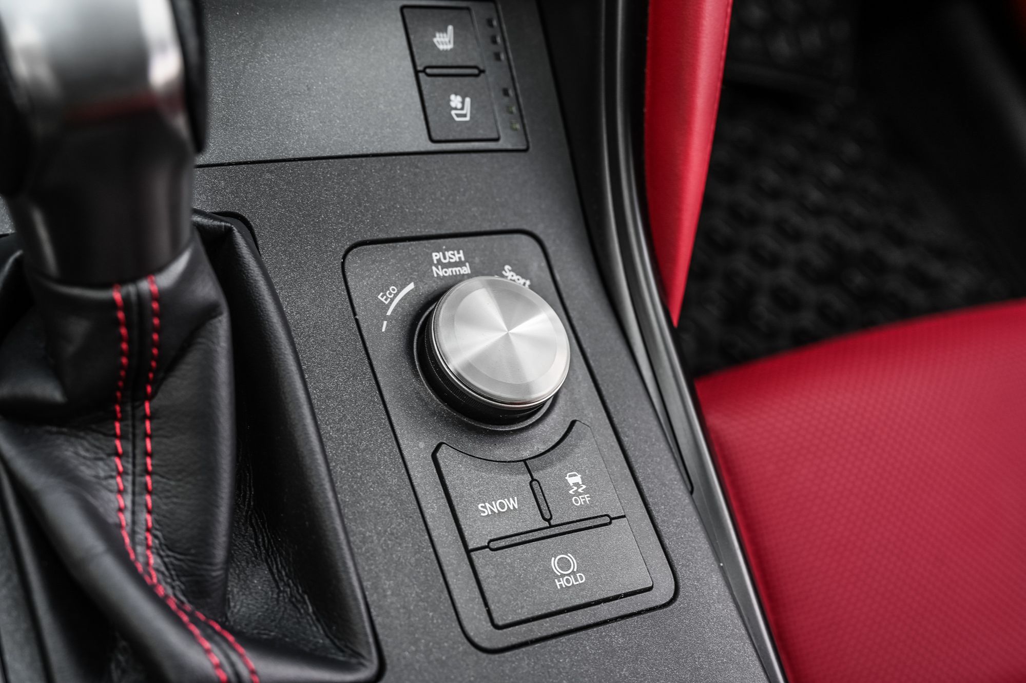 2022 Lexus IS in Dollard-des-Ormeaux, Quebec