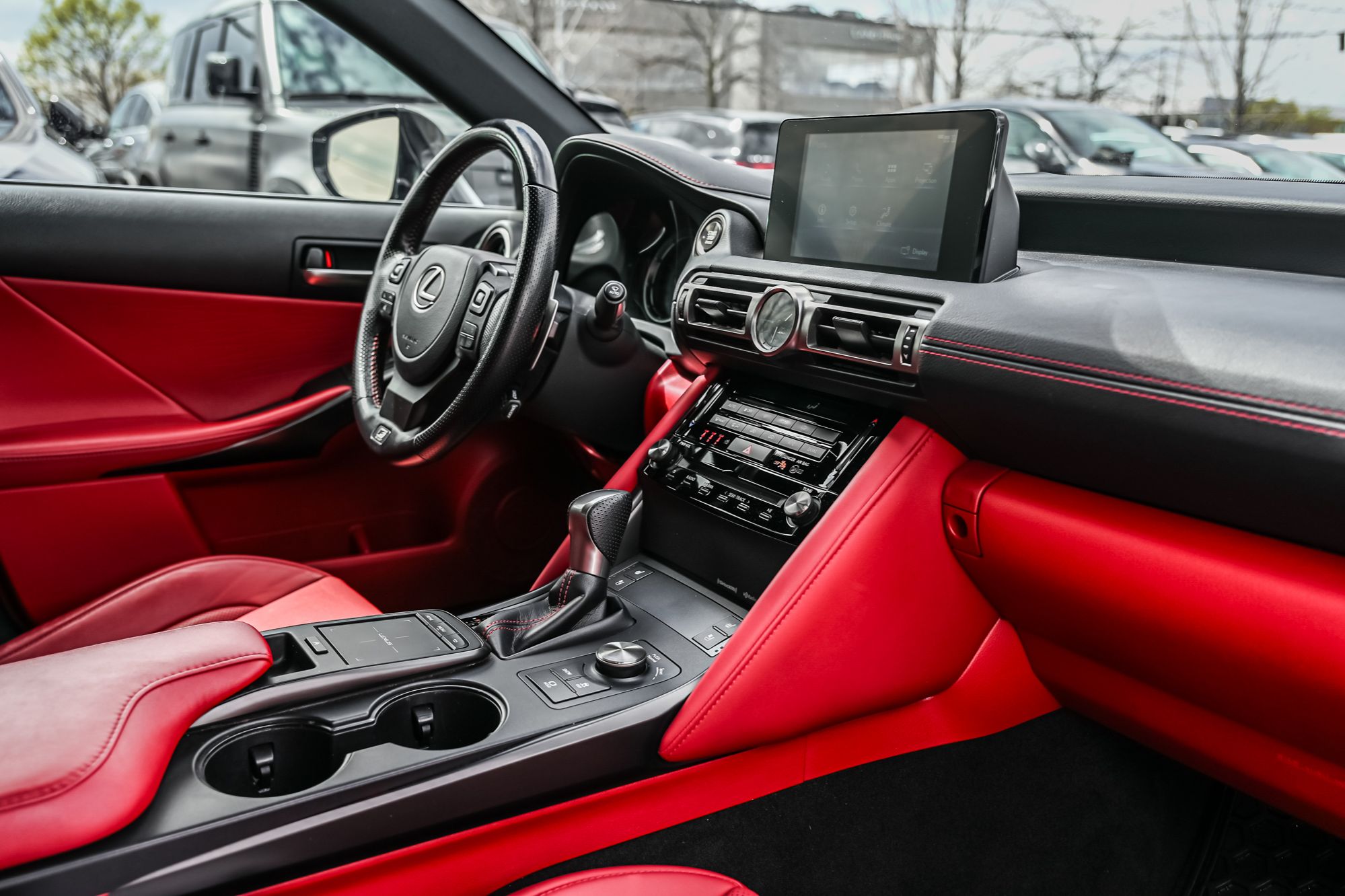 2022 Lexus IS in Dollard-des-Ormeaux, Quebec