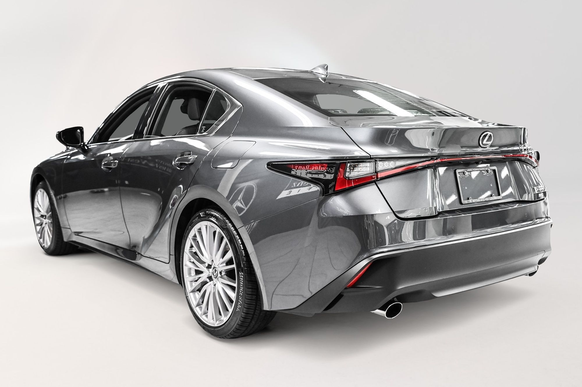 Lexus IS  2024