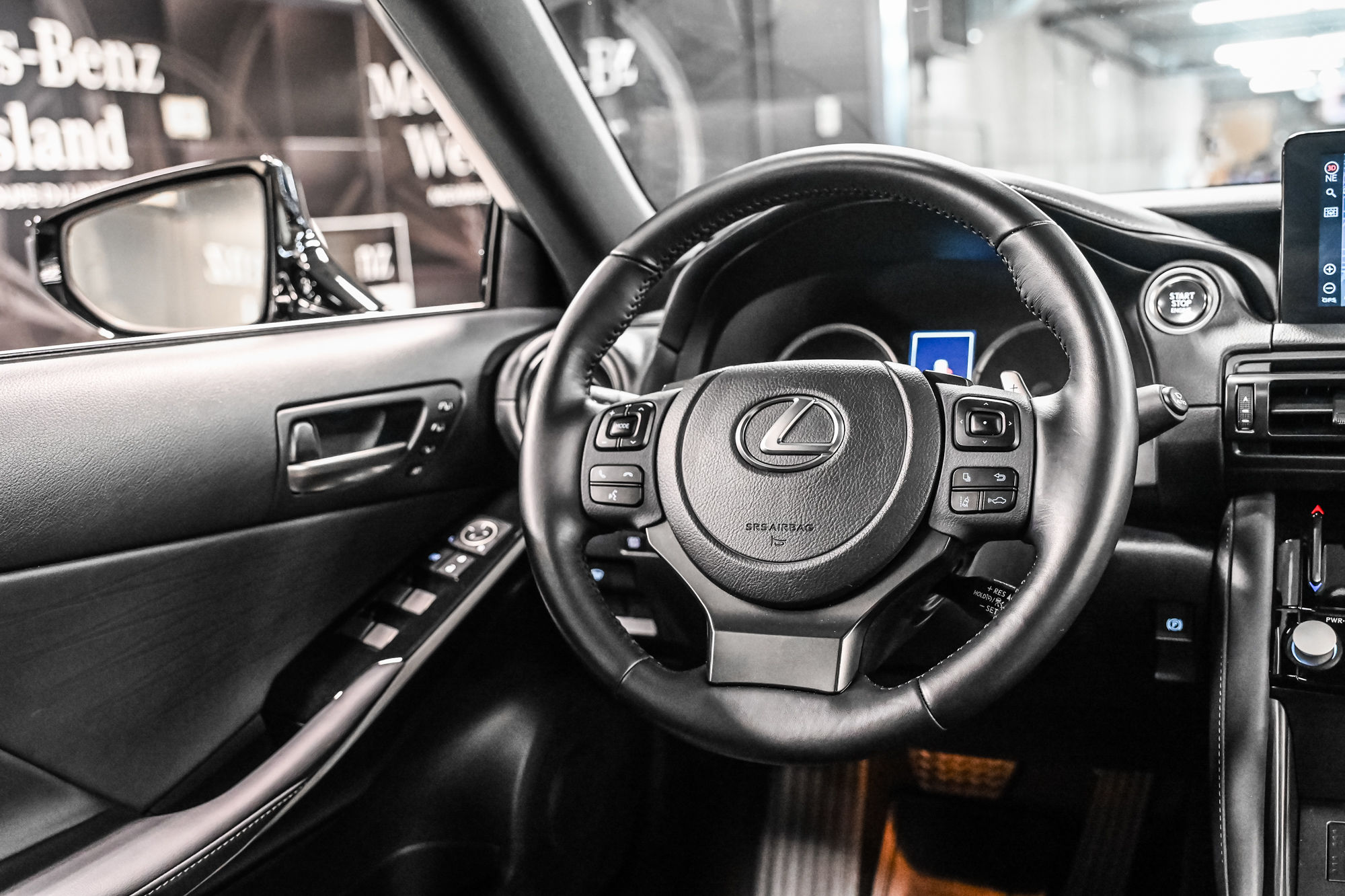 Lexus IS  2024