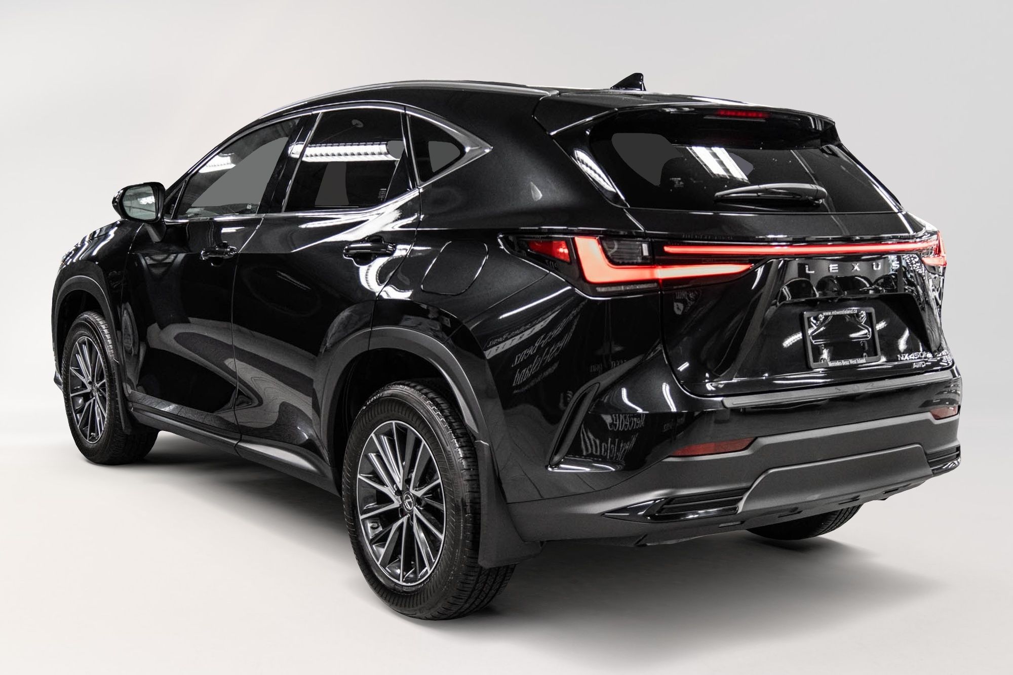 Lexus NX 450h  2022 à Dollard-des-Ormeaux, Québec