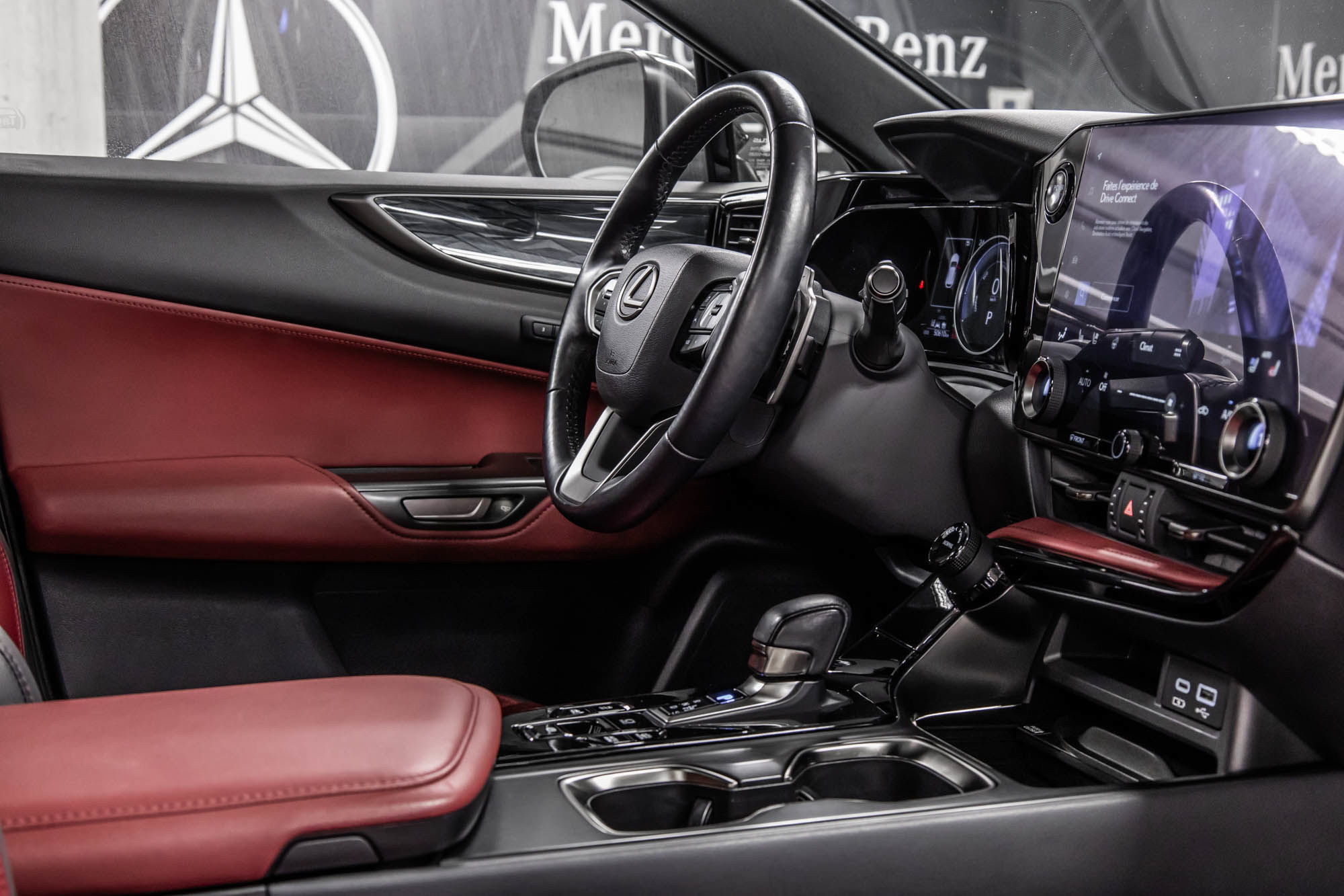 Lexus NX 450h  2022 à Dollard-des-Ormeaux, Québec