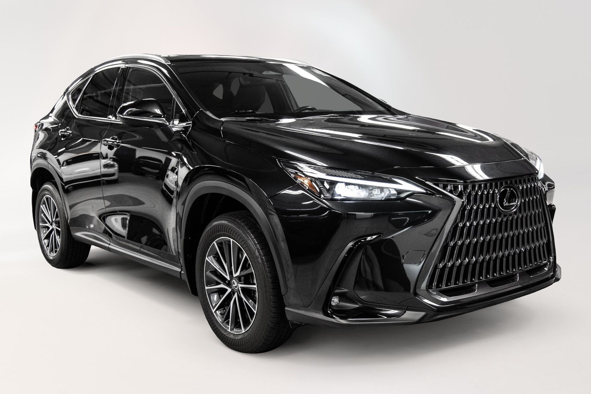 Lexus NX 450h  2022 à Dollard-des-Ormeaux, Québec