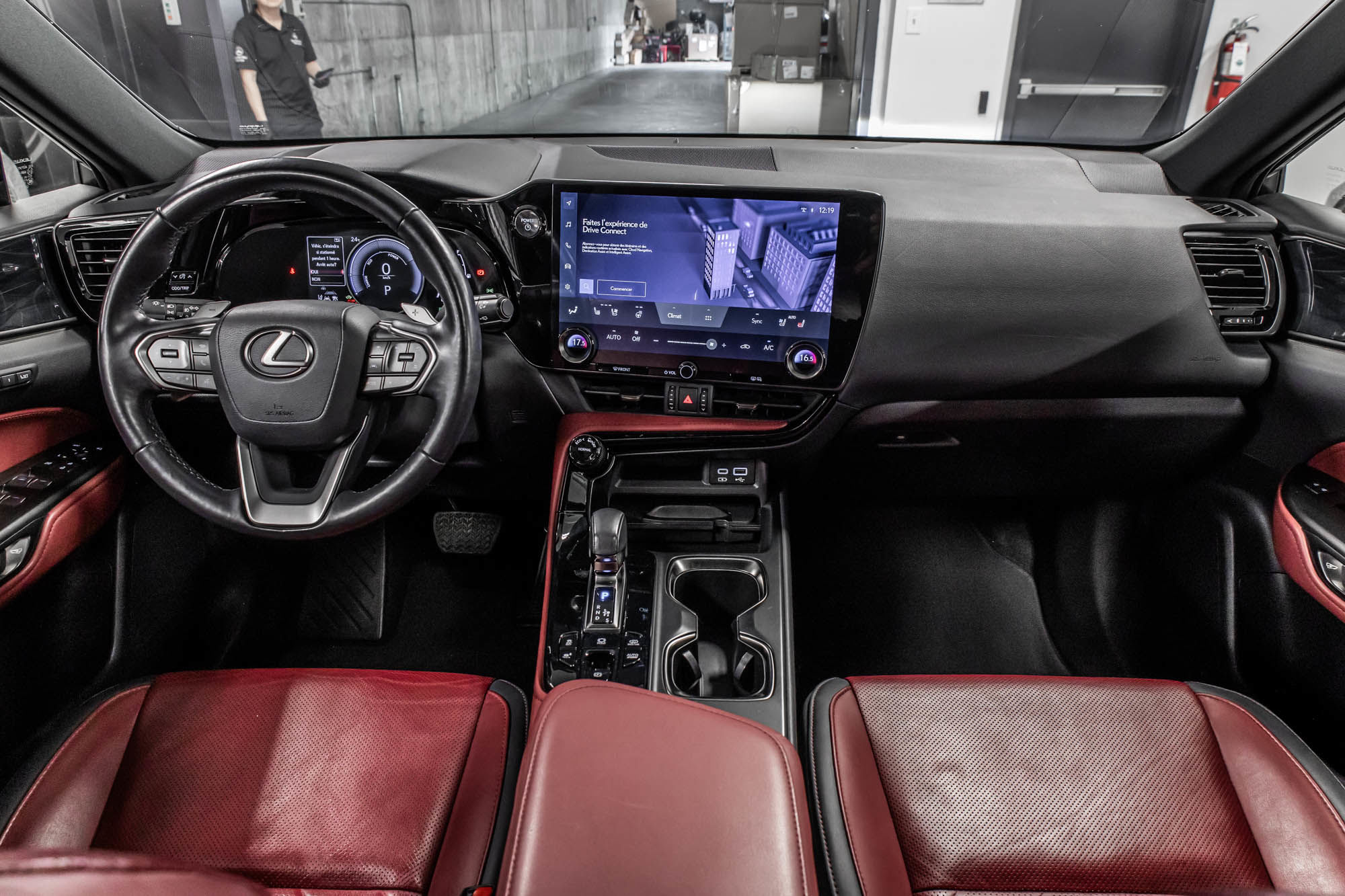 Lexus NX 450h  2022 à Dollard-des-Ormeaux, Québec