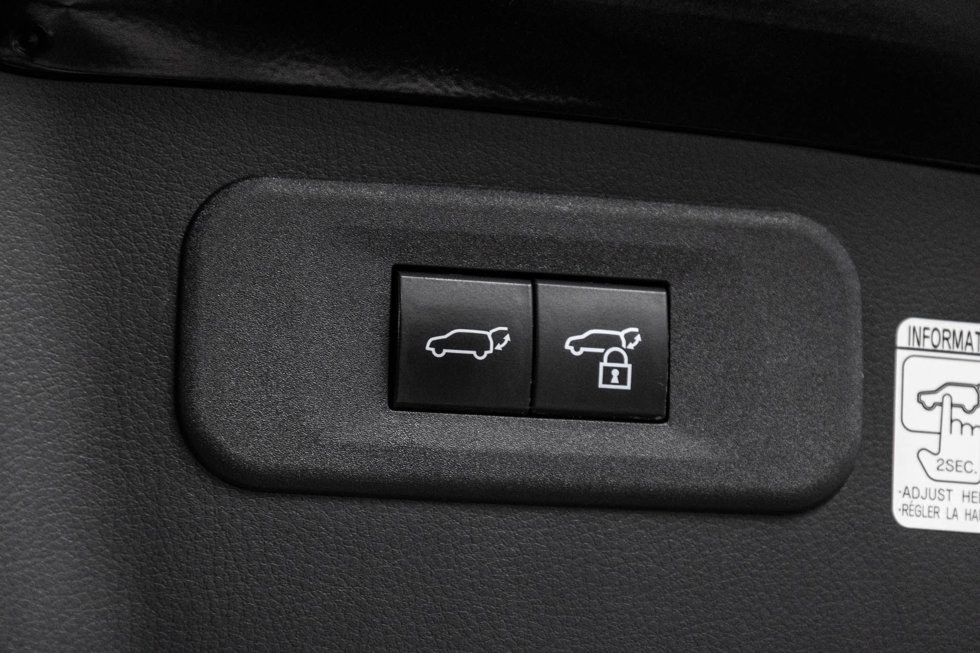 Lexus NX 450h  2022 à Dollard-des-Ormeaux, Québec