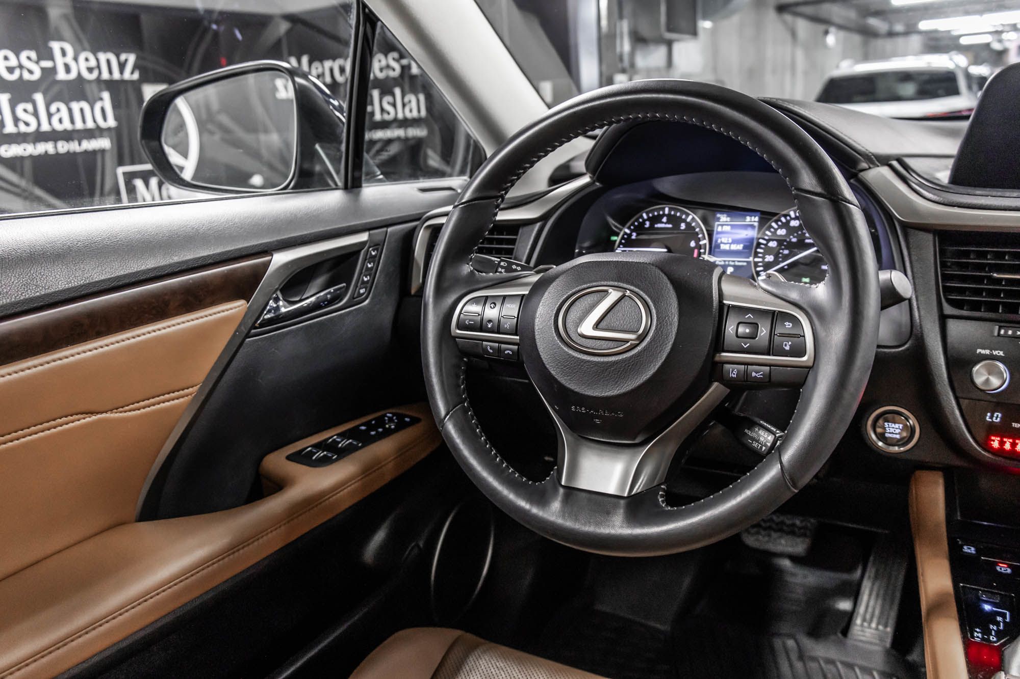 2022 Lexus RX in Dollard-des-Ormeaux, Quebec