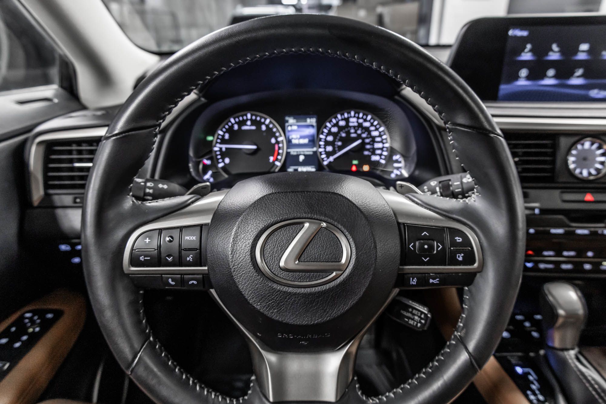 2022 Lexus RX in Dollard-des-Ormeaux, Quebec