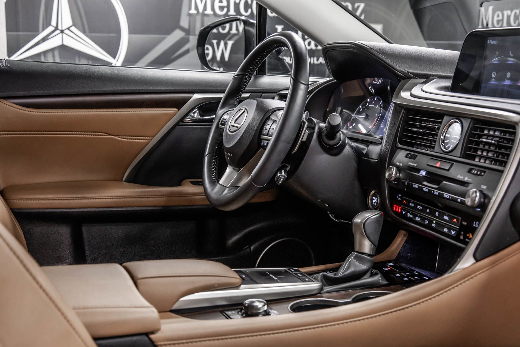 2022 Lexus RX in Dollard-des-Ormeaux, Quebec
