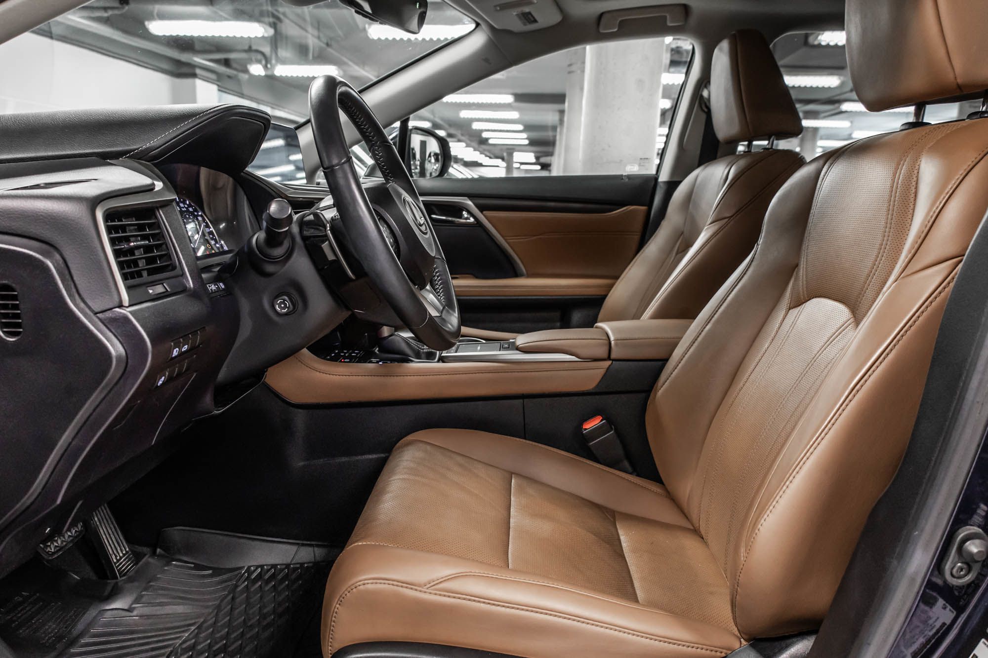 2022 Lexus RX in Dollard-des-Ormeaux, Quebec