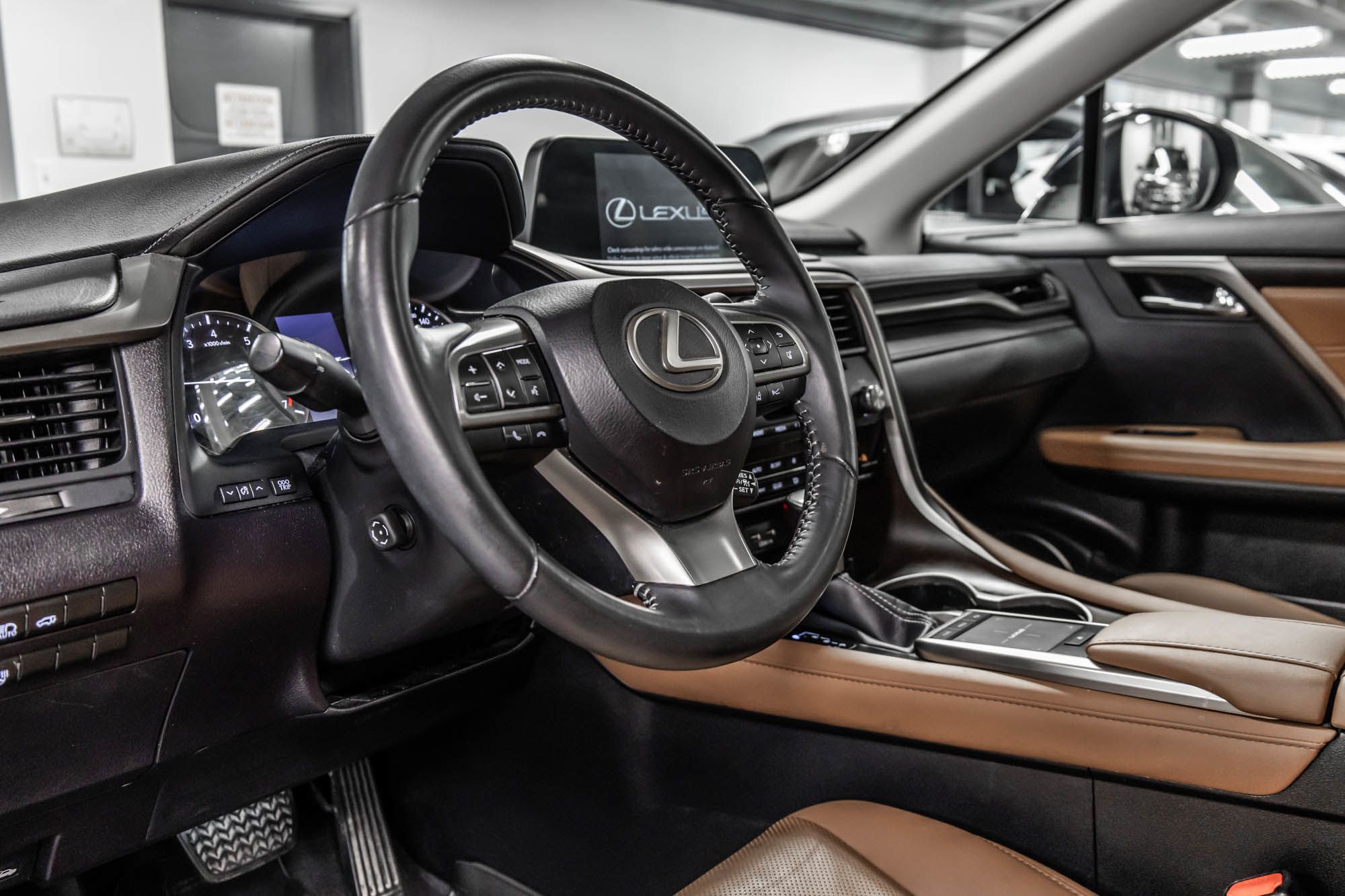 2022 Lexus RX in Dollard-des-Ormeaux, Quebec