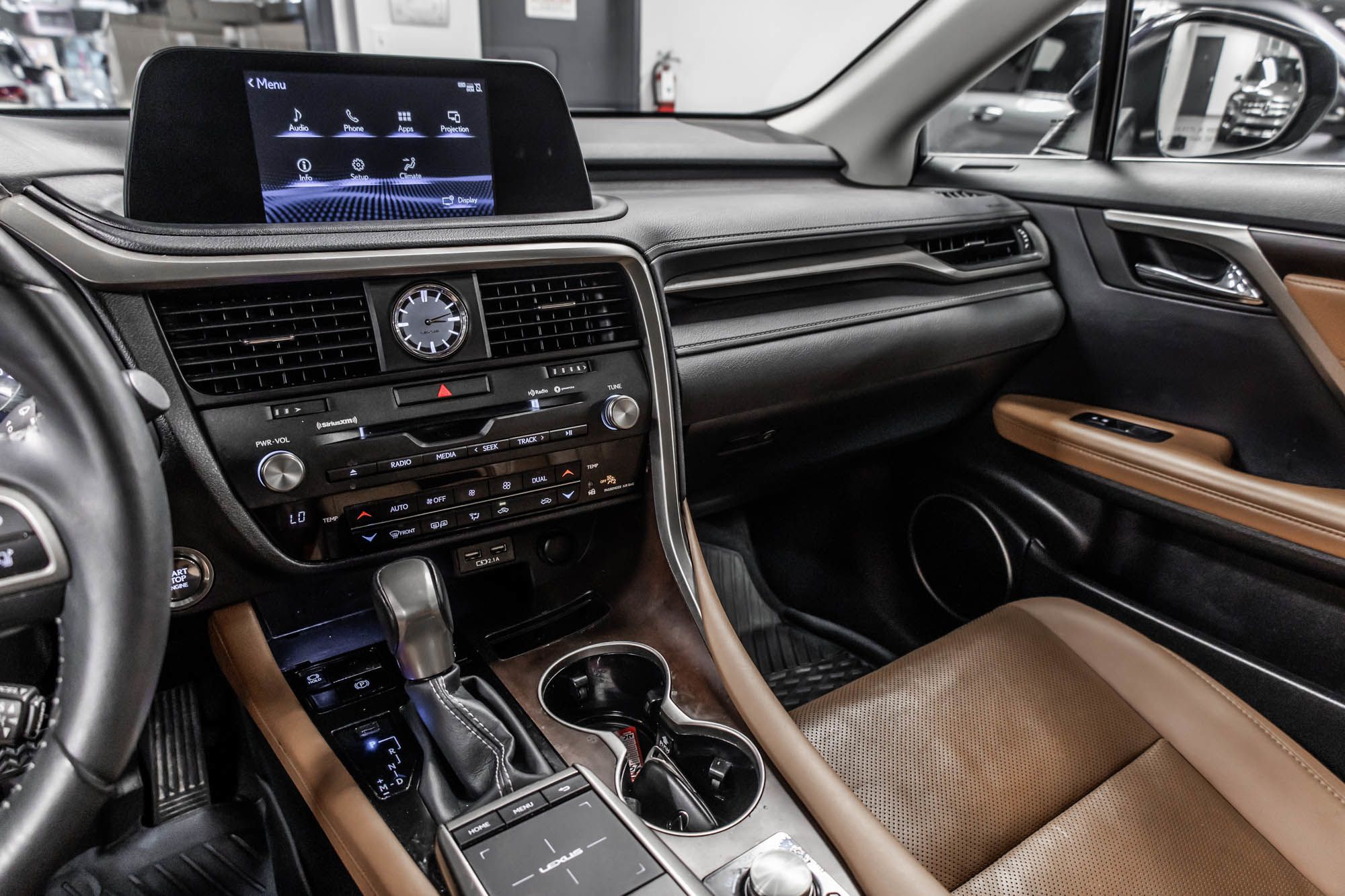 2022 Lexus RX in Dollard-des-Ormeaux, Quebec