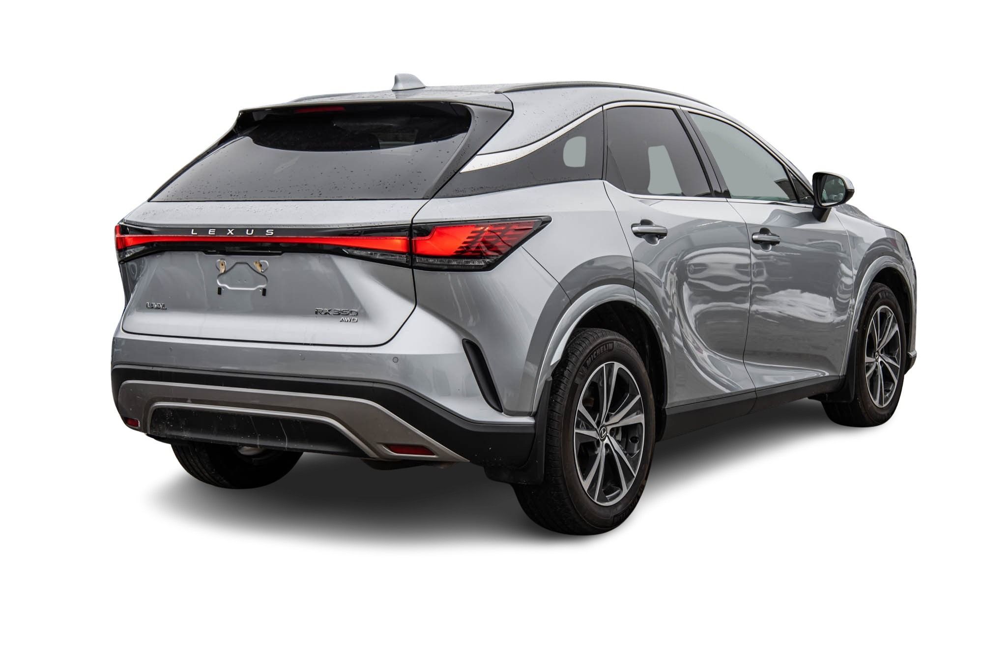 Lexus RX  2023 à Dollard-des-Ormeaux, Québec