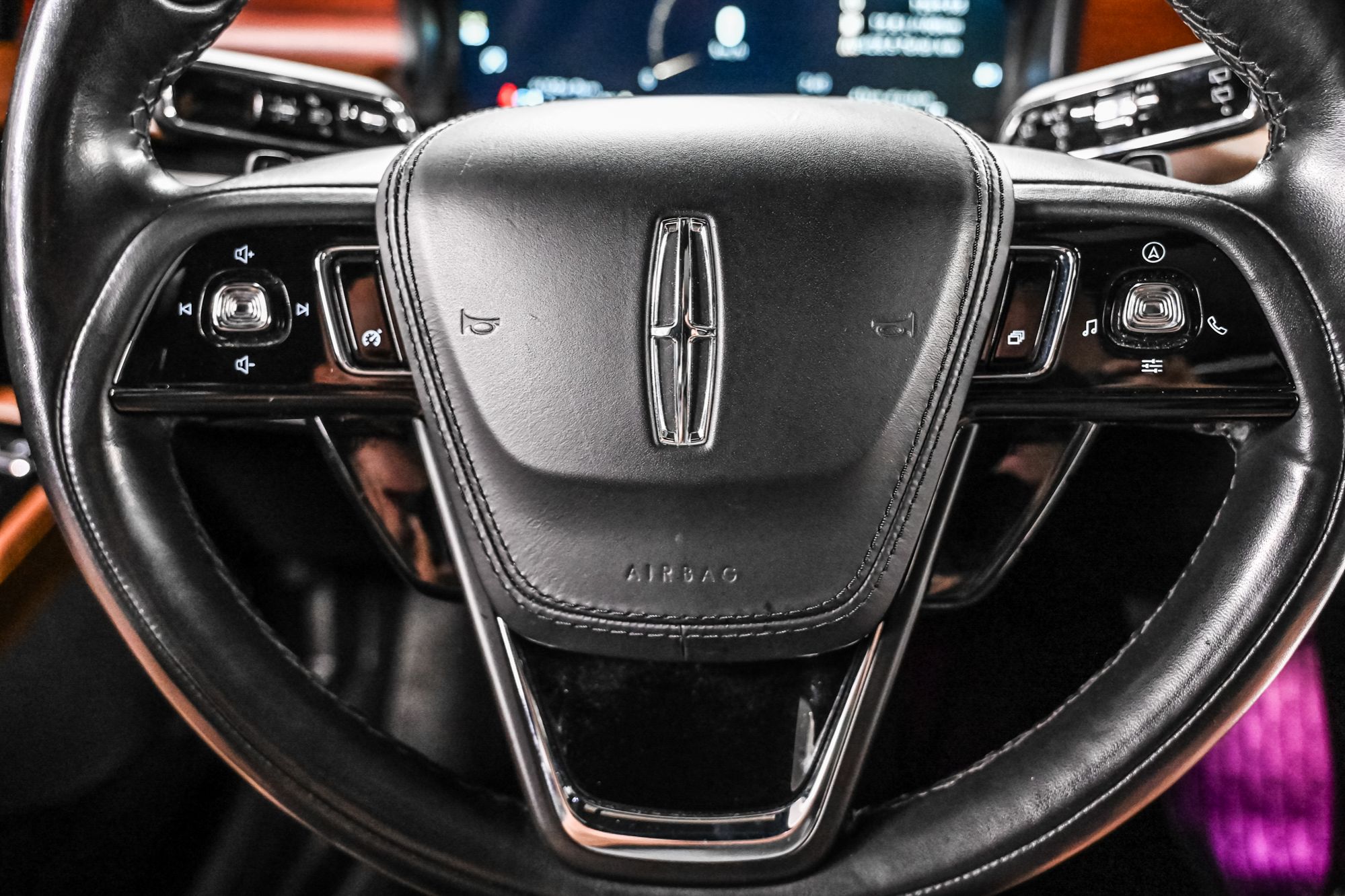 Lincoln Aviator  2022 à Dollard-des-Ormeaux, Québec