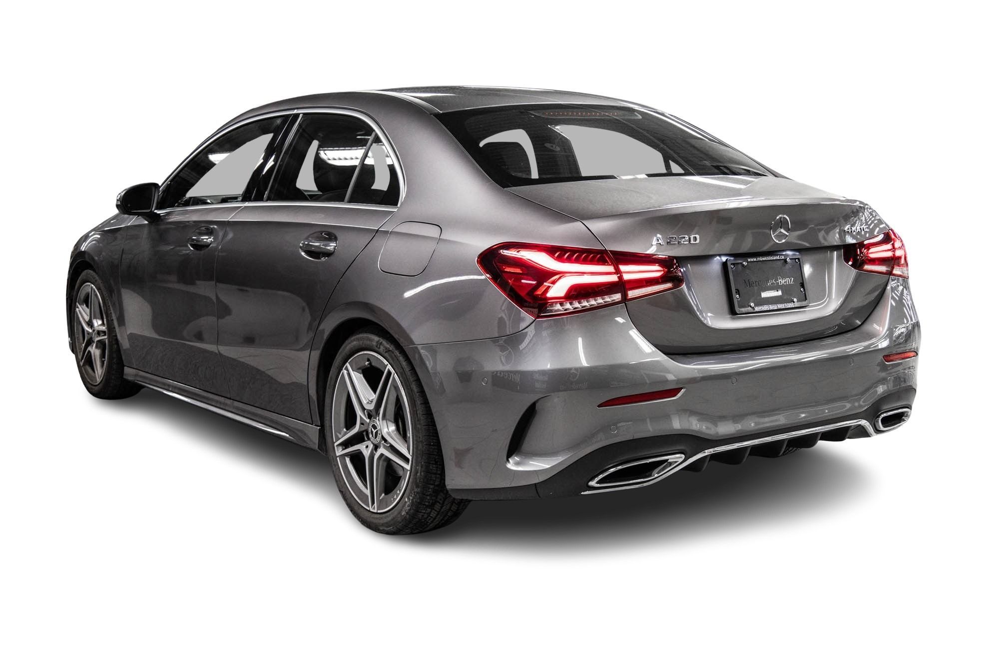 Mercedes-Benz A220  2022