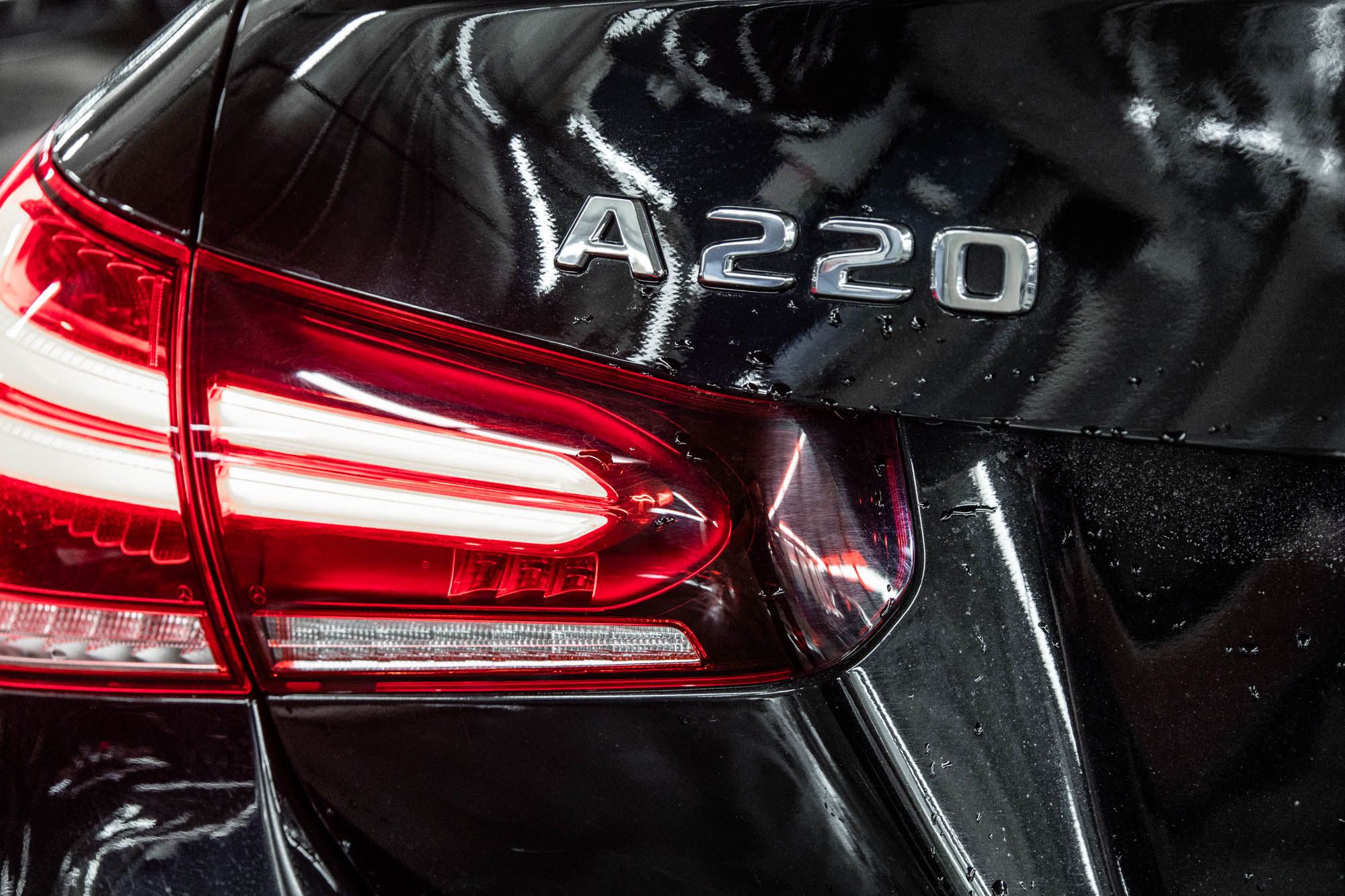 Mercedes-Benz A220  2022