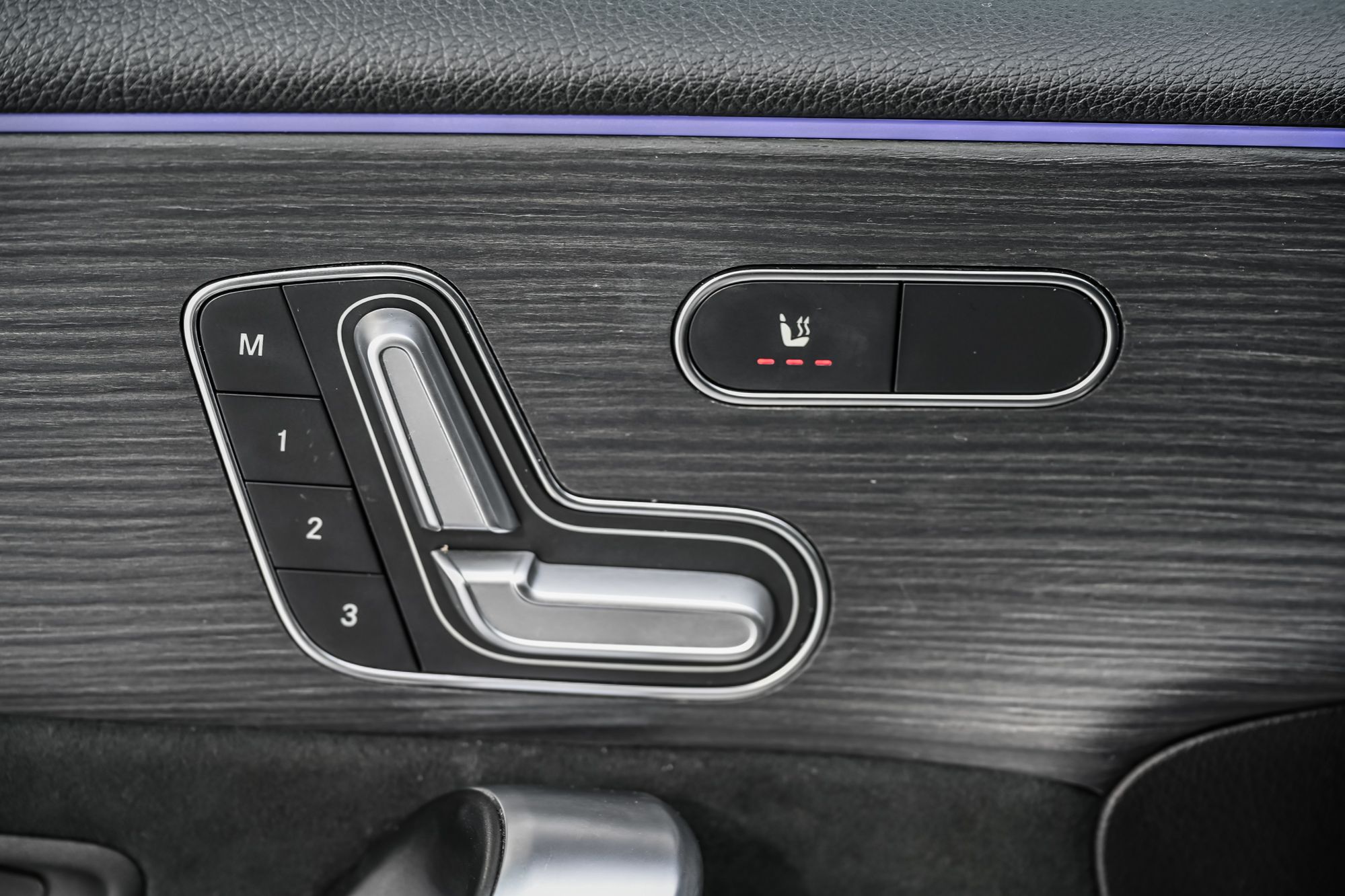 Mercedes-Benz A220  2022