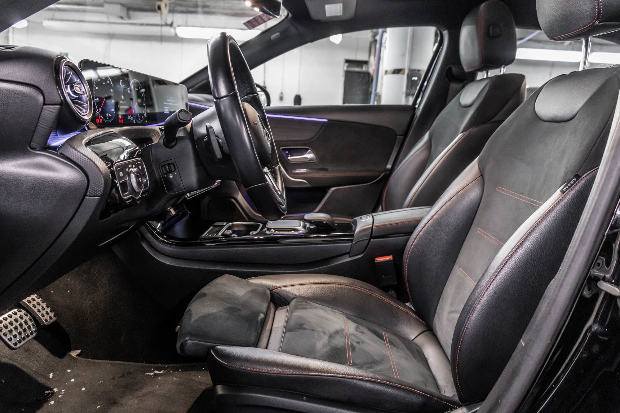 Mercedes-Benz A220  2022