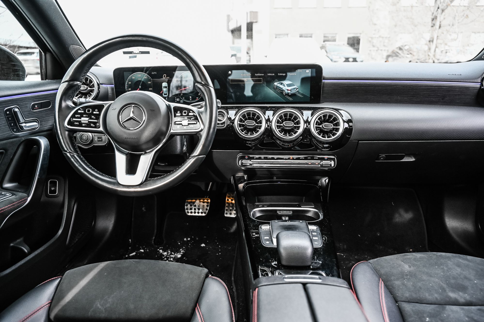 Mercedes-Benz A220  2022