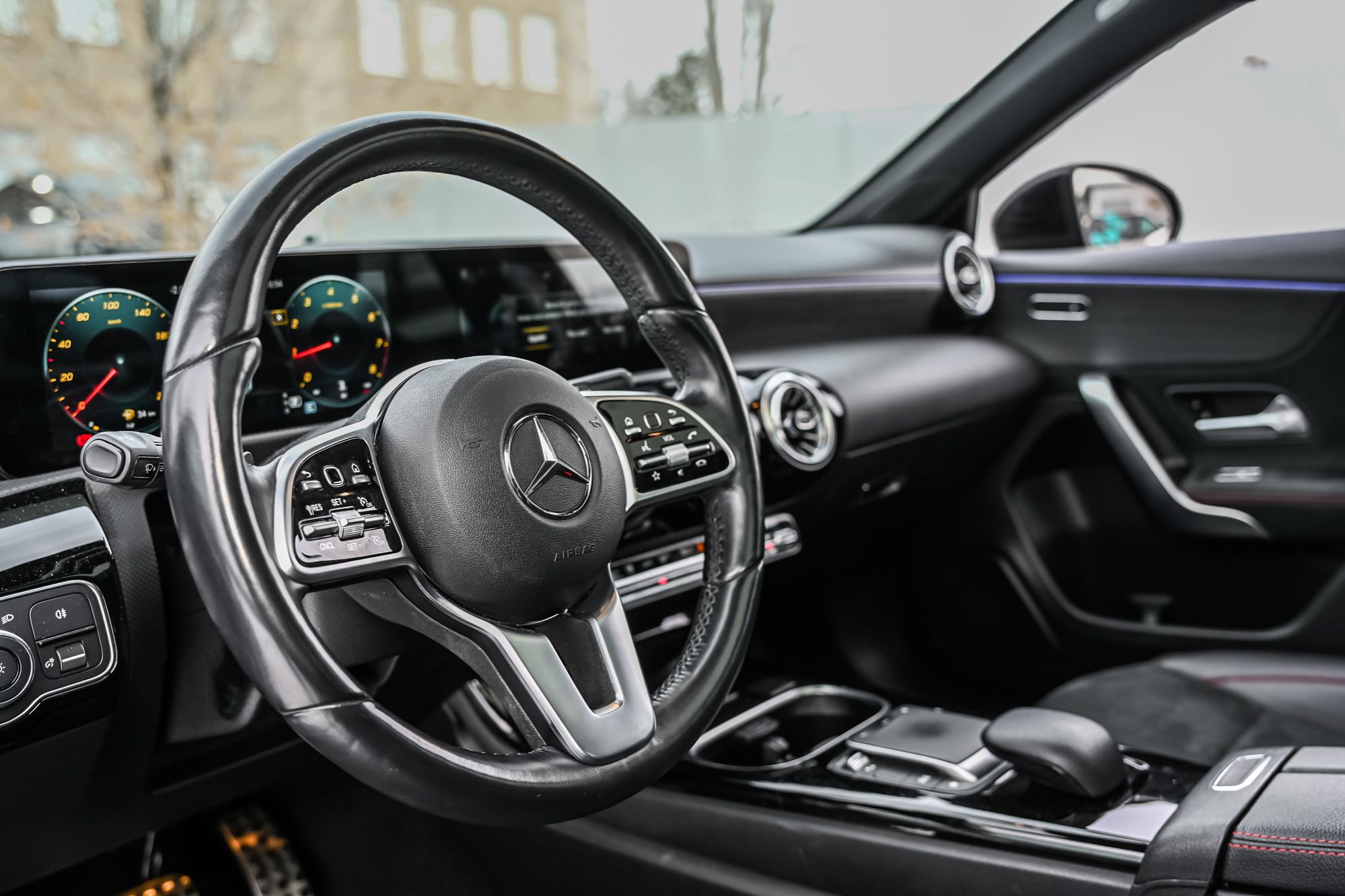 Mercedes-Benz A220  2022