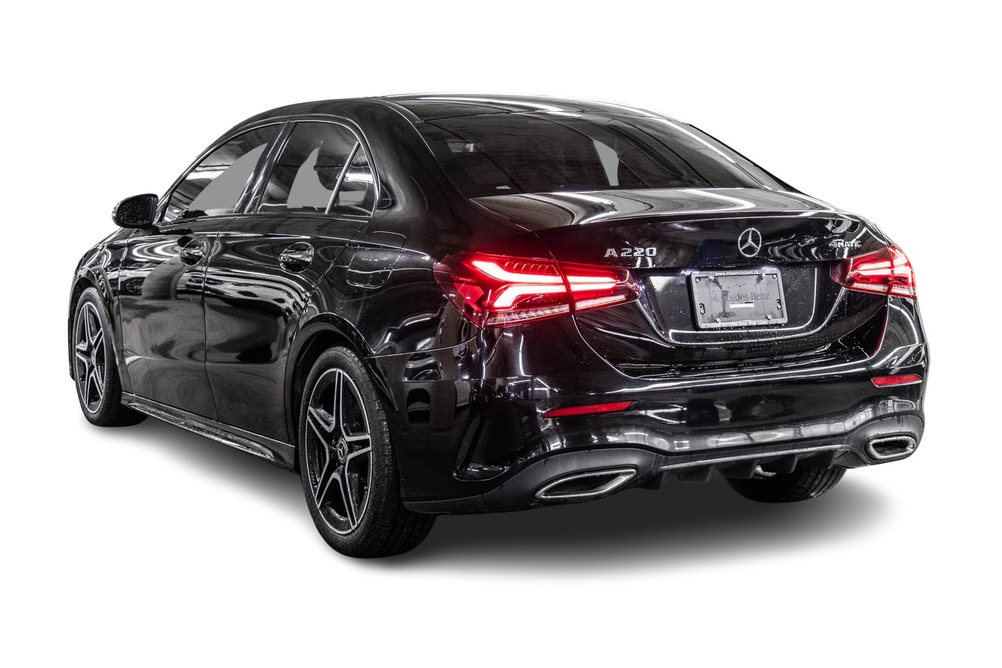 Mercedes-Benz A220  2022