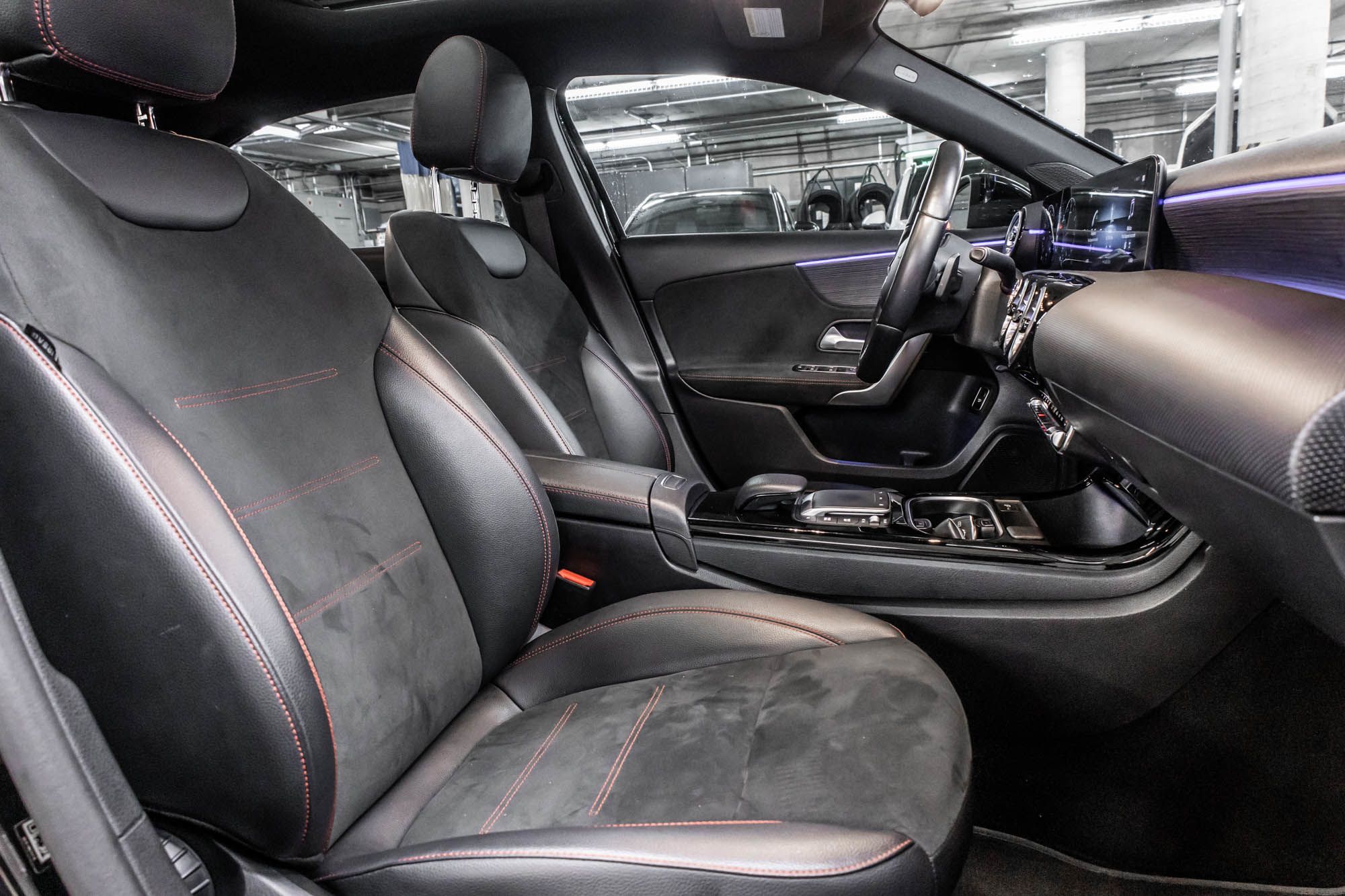 Mercedes-Benz A220  2022